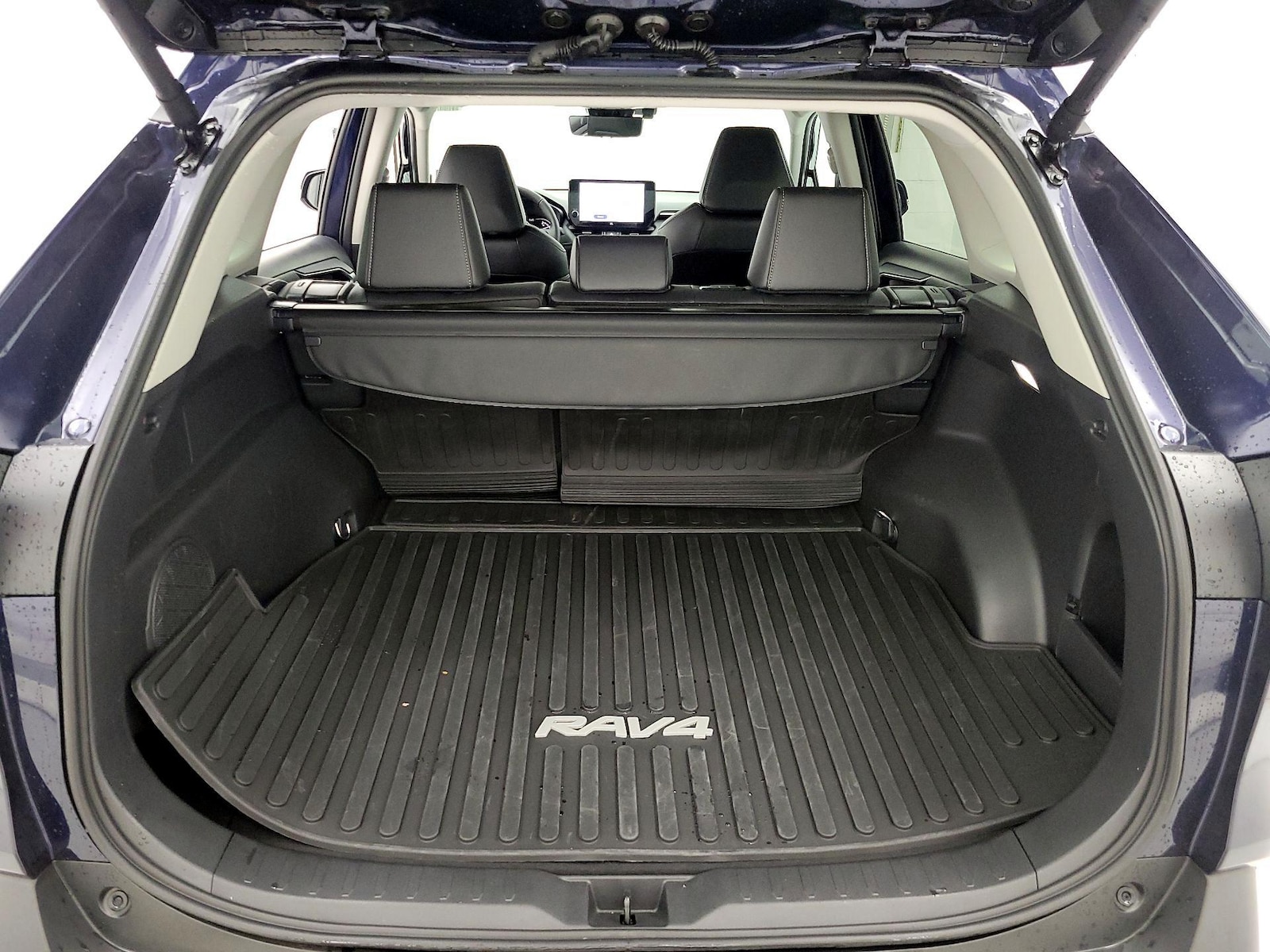 2025 Toyota RAV4 XLE Premium - Photo 22