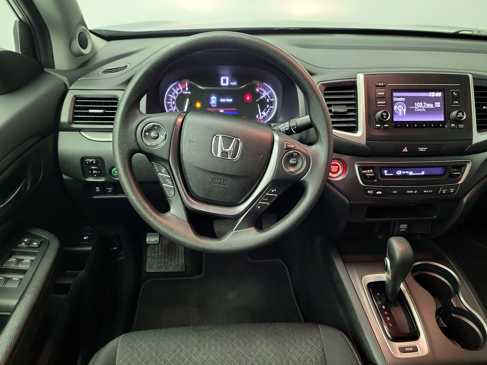 Thumbnail: 2017 Honda Ridgeline - 10