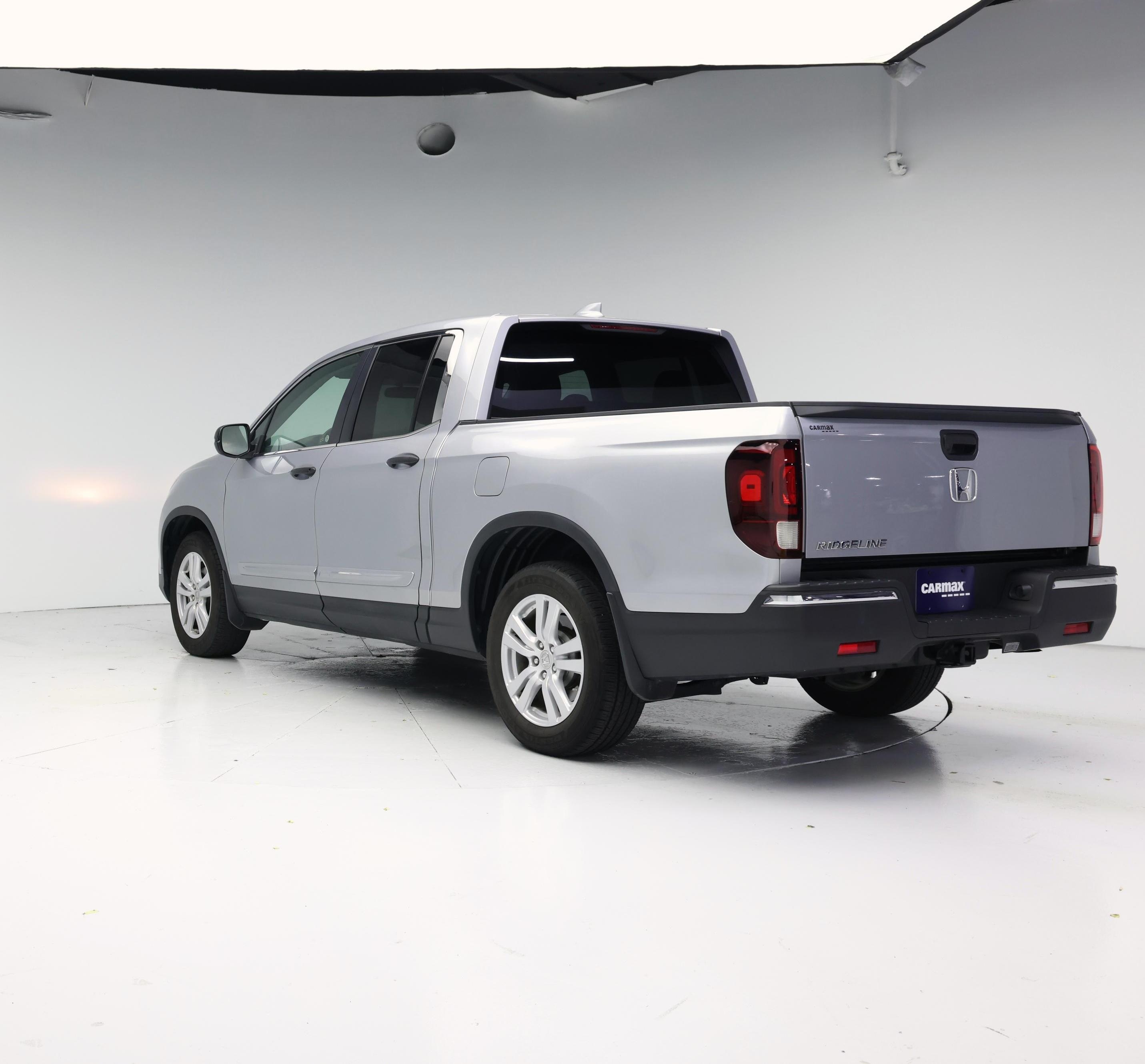 Thumbnail: 2017 Honda Ridgeline - 2