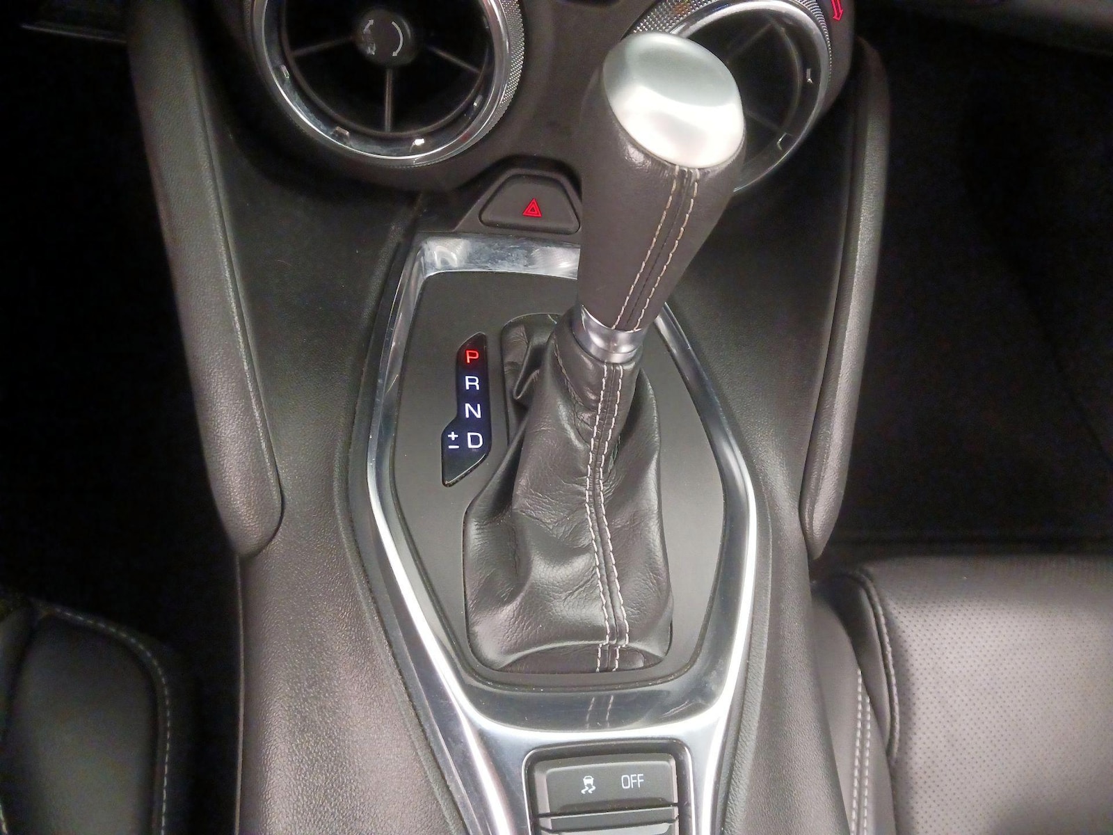 2023 Chevrolet Camaro 2LT - Photo 17