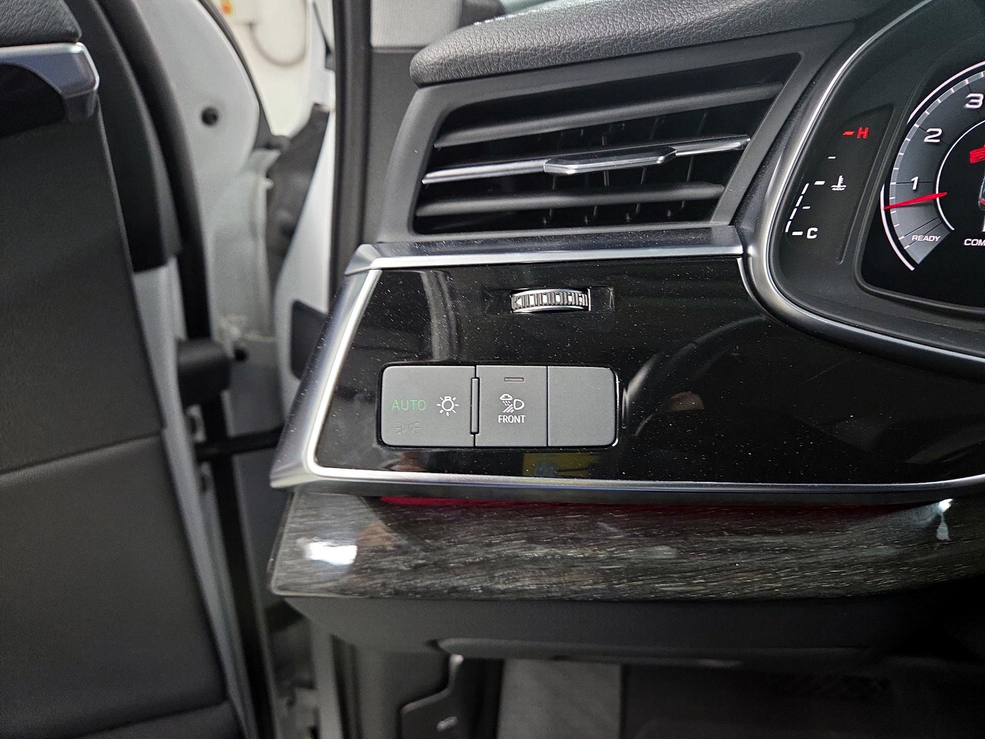 Thumbnail: 2023 Audi Q7 - 13