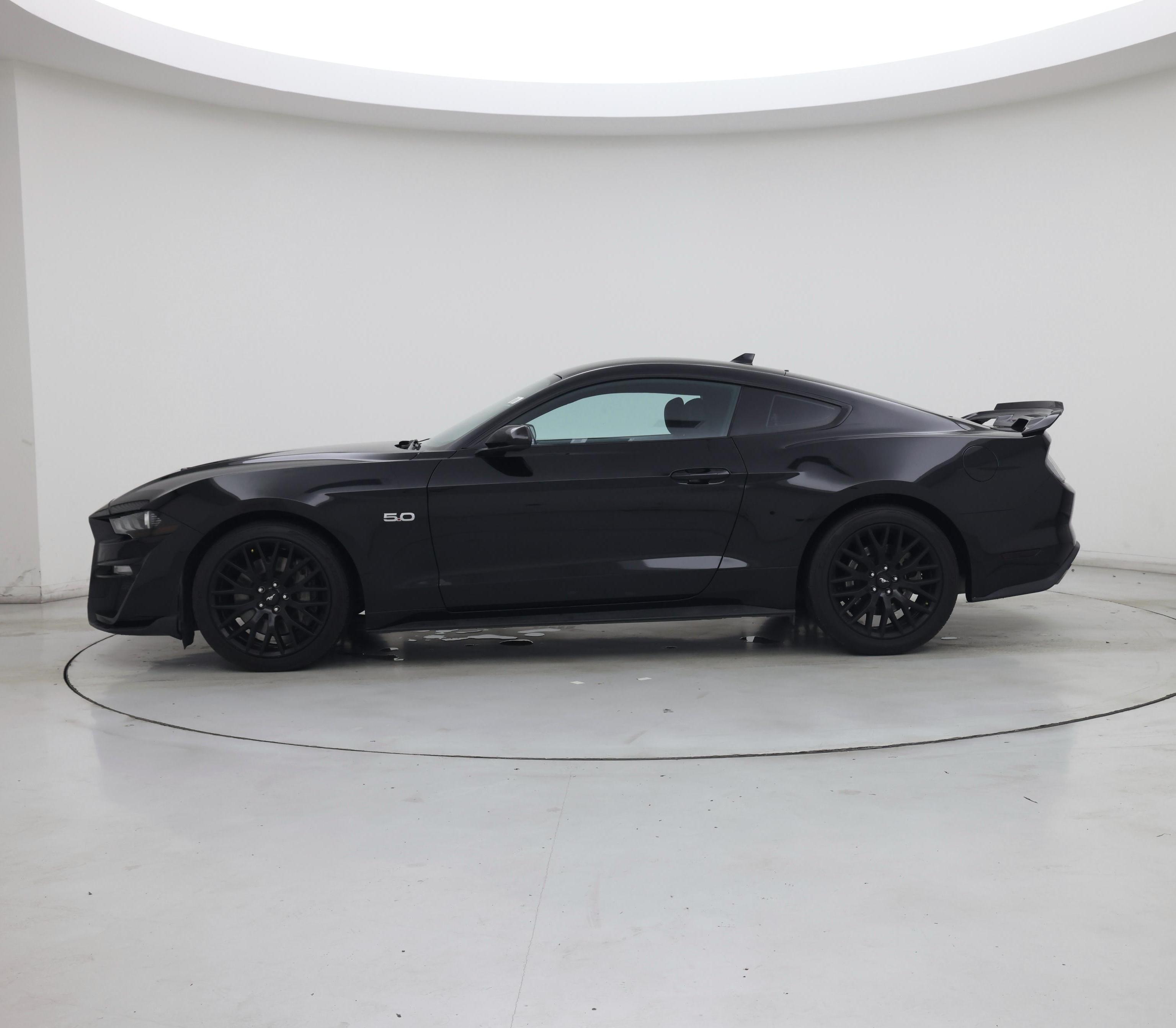 Thumbnail: 2022 Ford Mustang - 3