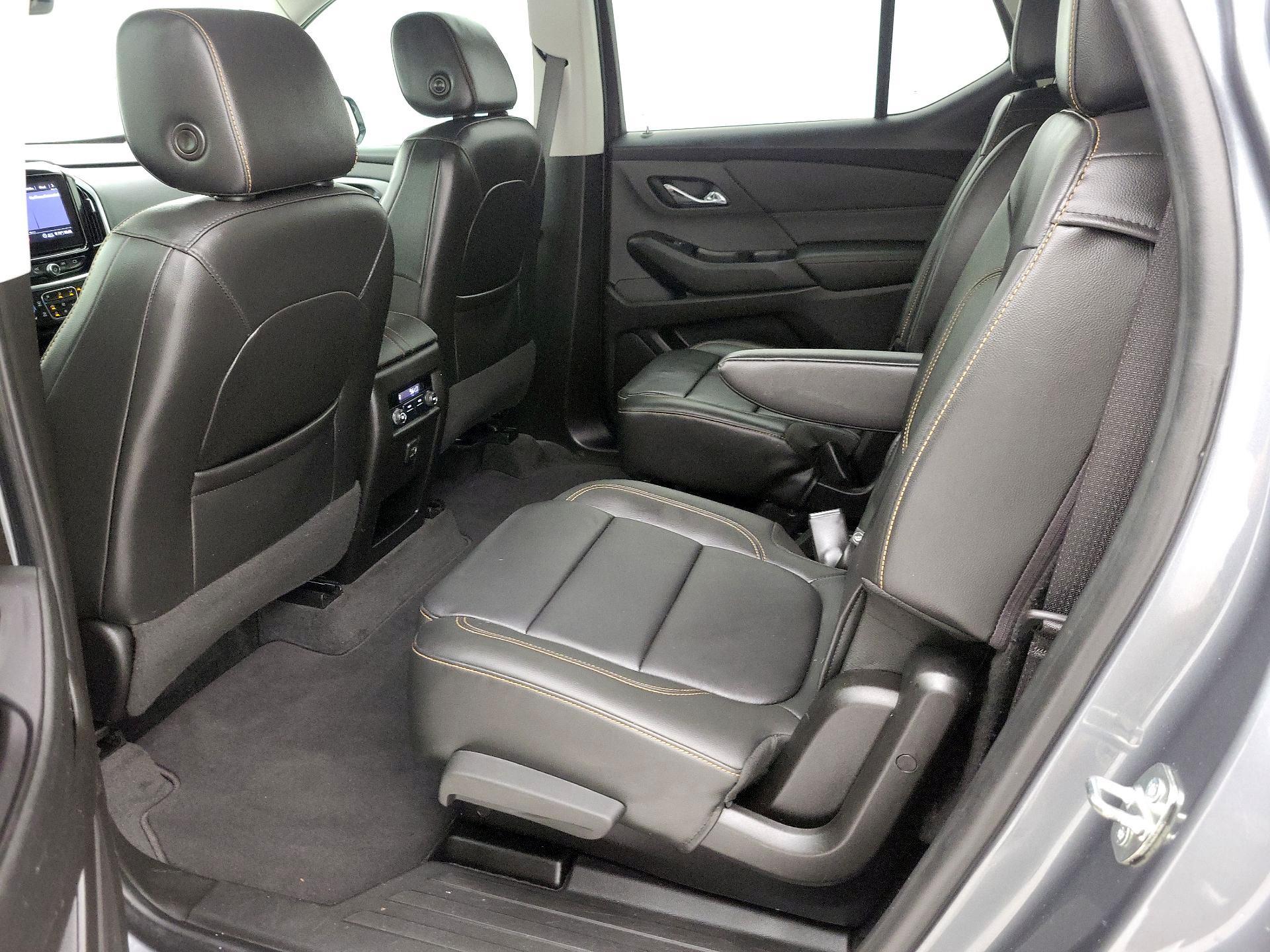 Thumbnail: 2020 Chevrolet Traverse - 19