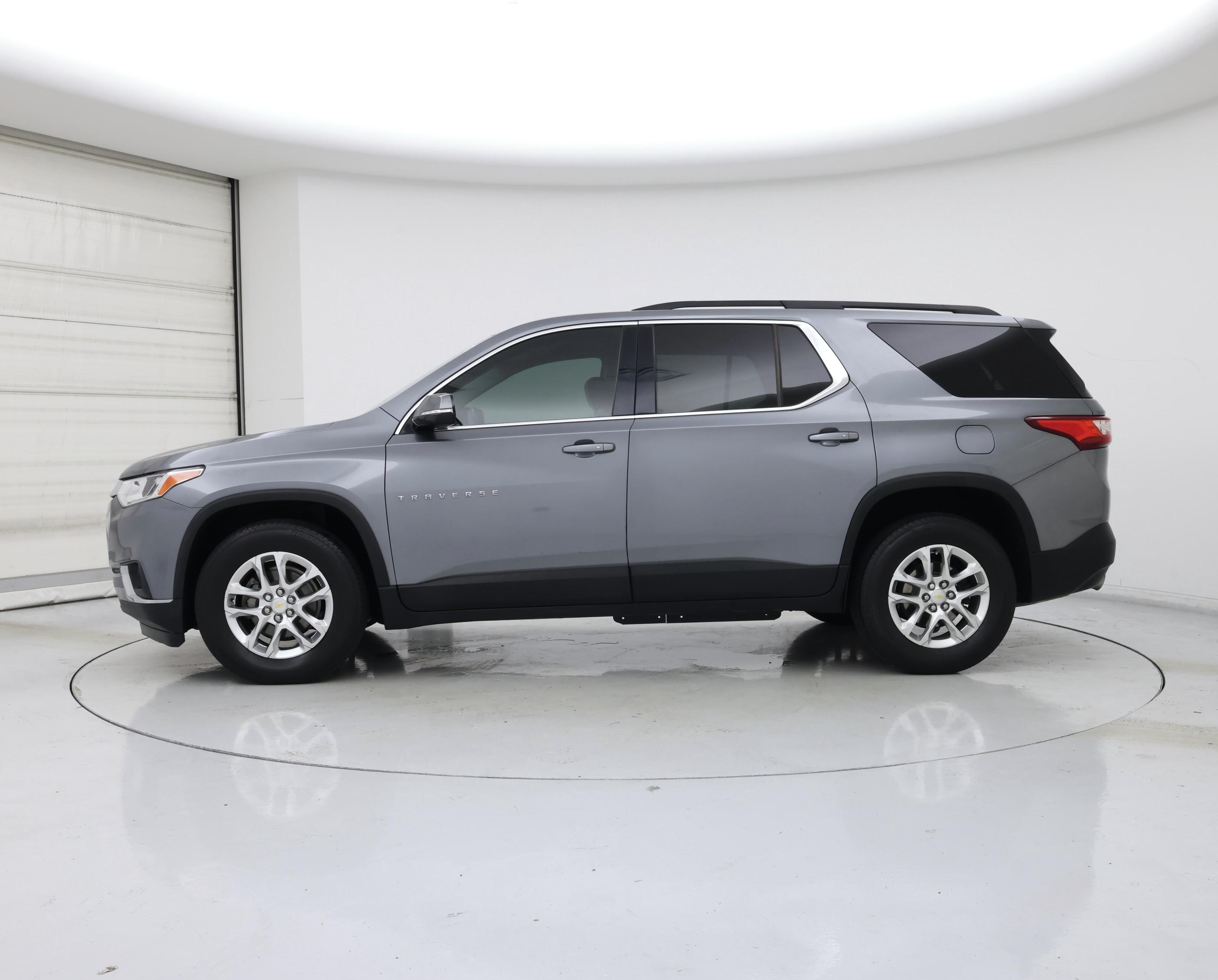 Thumbnail: 2020 Chevrolet Traverse - 3