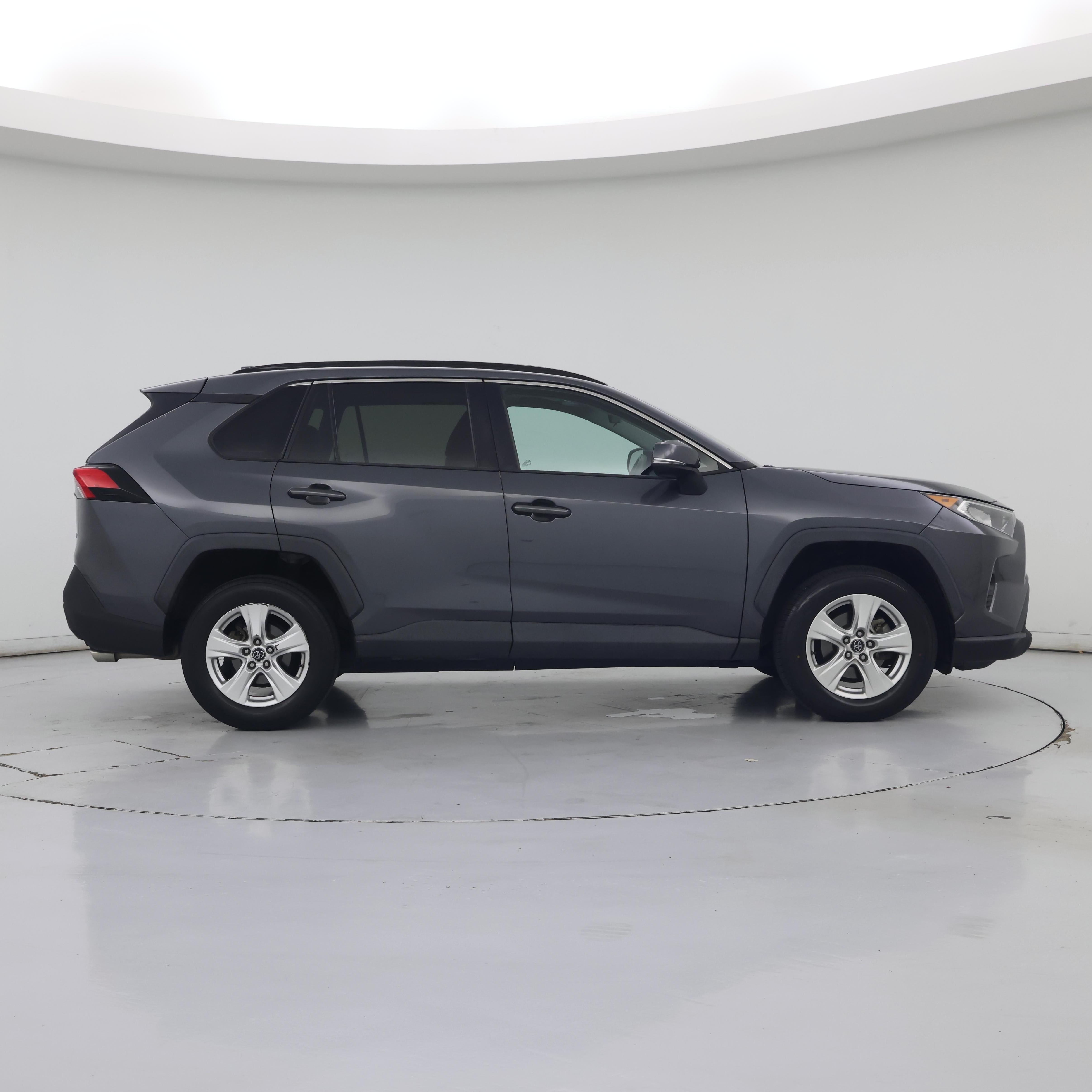 Thumbnail: 2019 Toyota RAV4 - 7