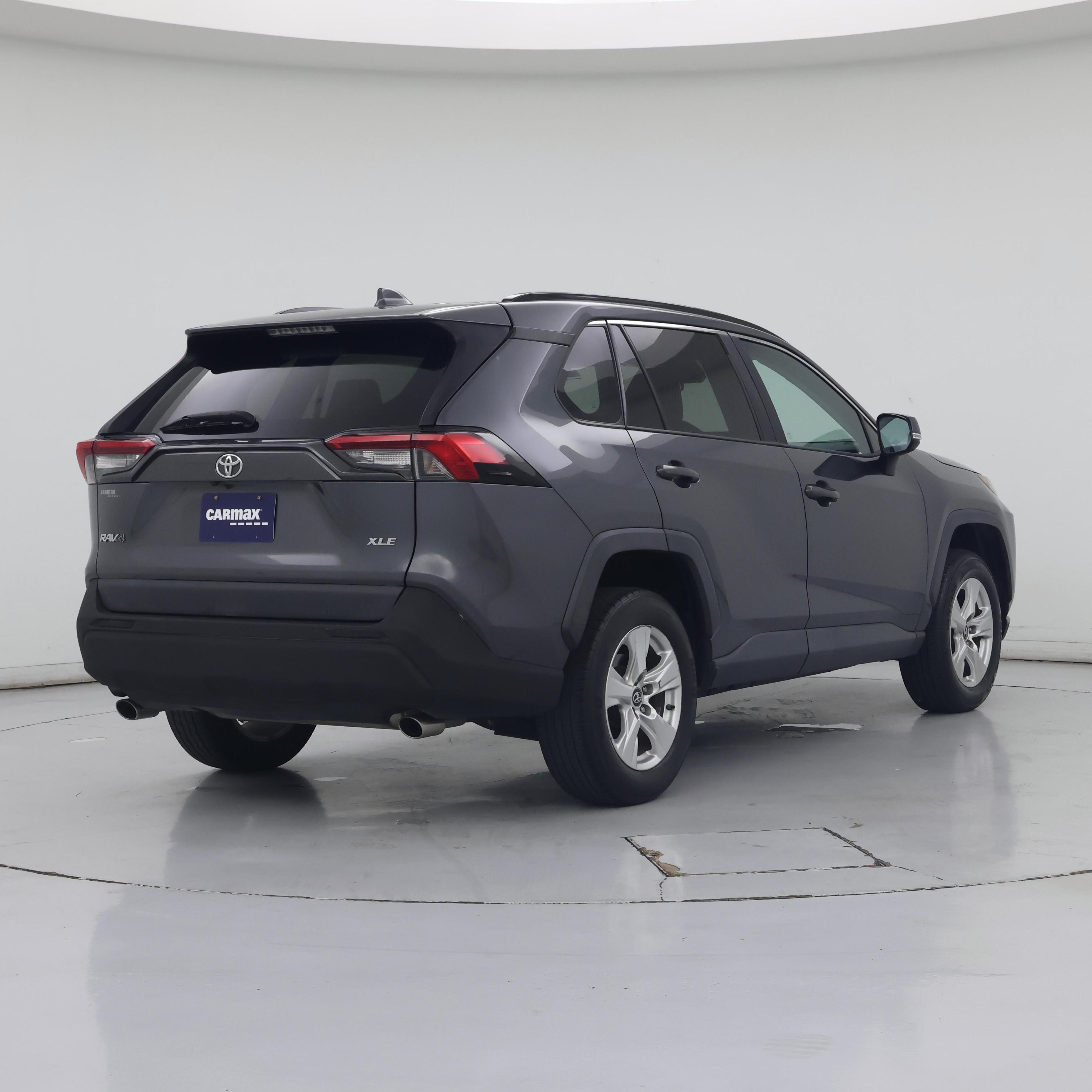 Thumbnail: 2019 Toyota RAV4 - 8