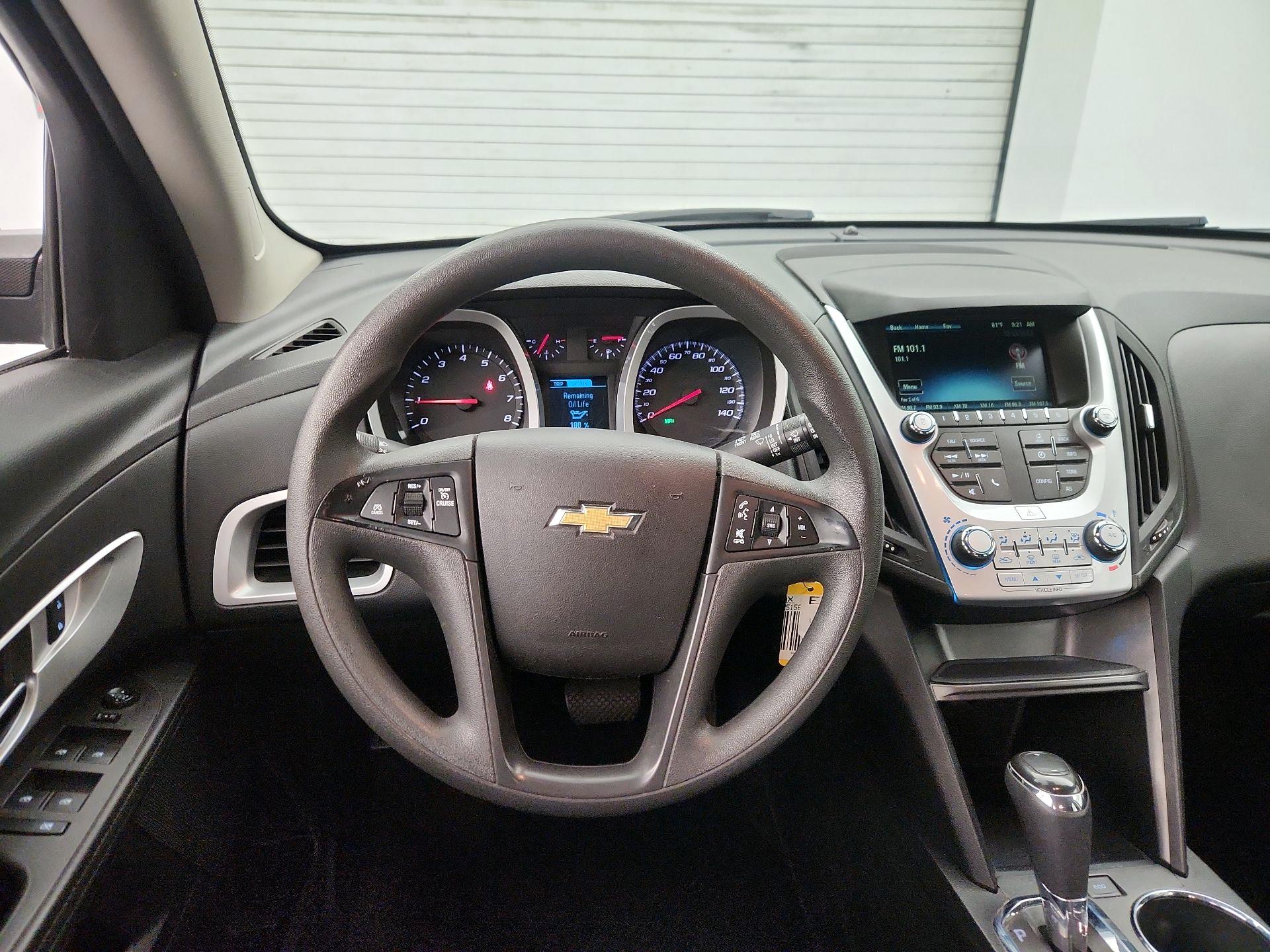 Thumbnail: 2016 Chevrolet Equinox - 10