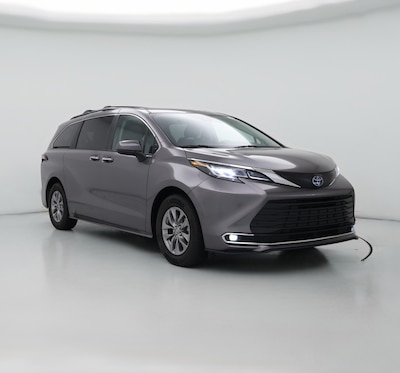 2022 Toyota Sienna Hybrid XLE