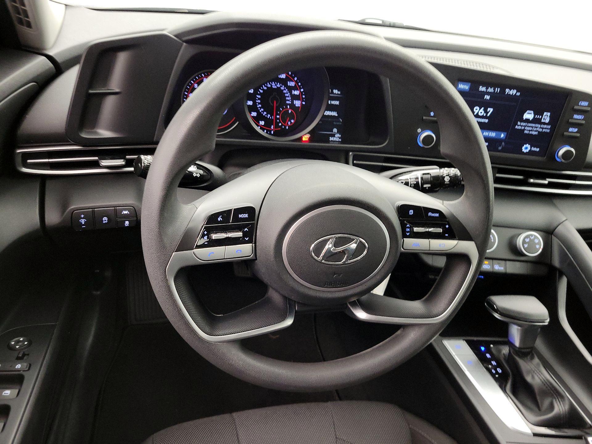 Thumbnail: 2021 Hyundai Elantra - 10