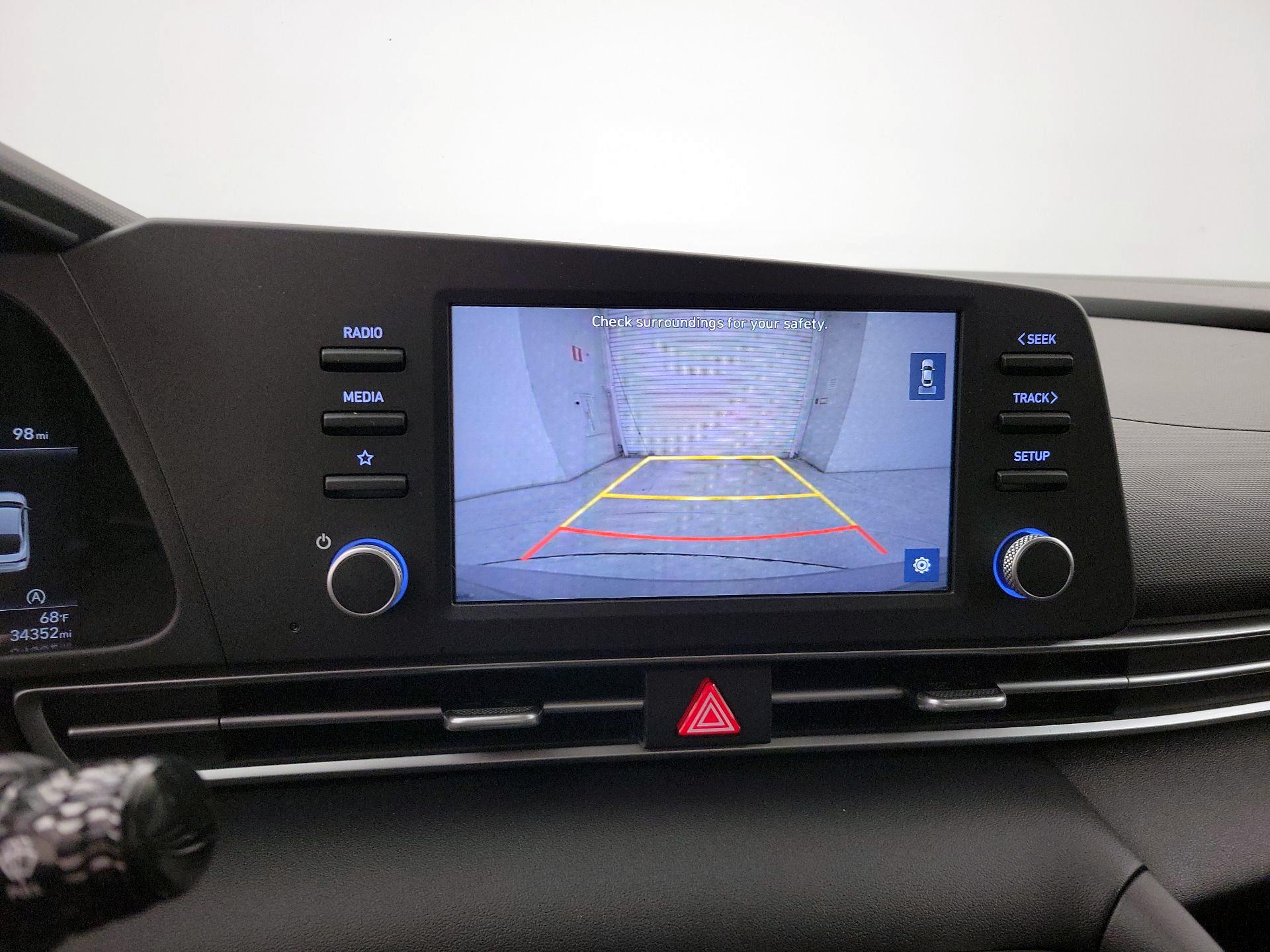 Thumbnail: 2021 Hyundai Elantra - 14