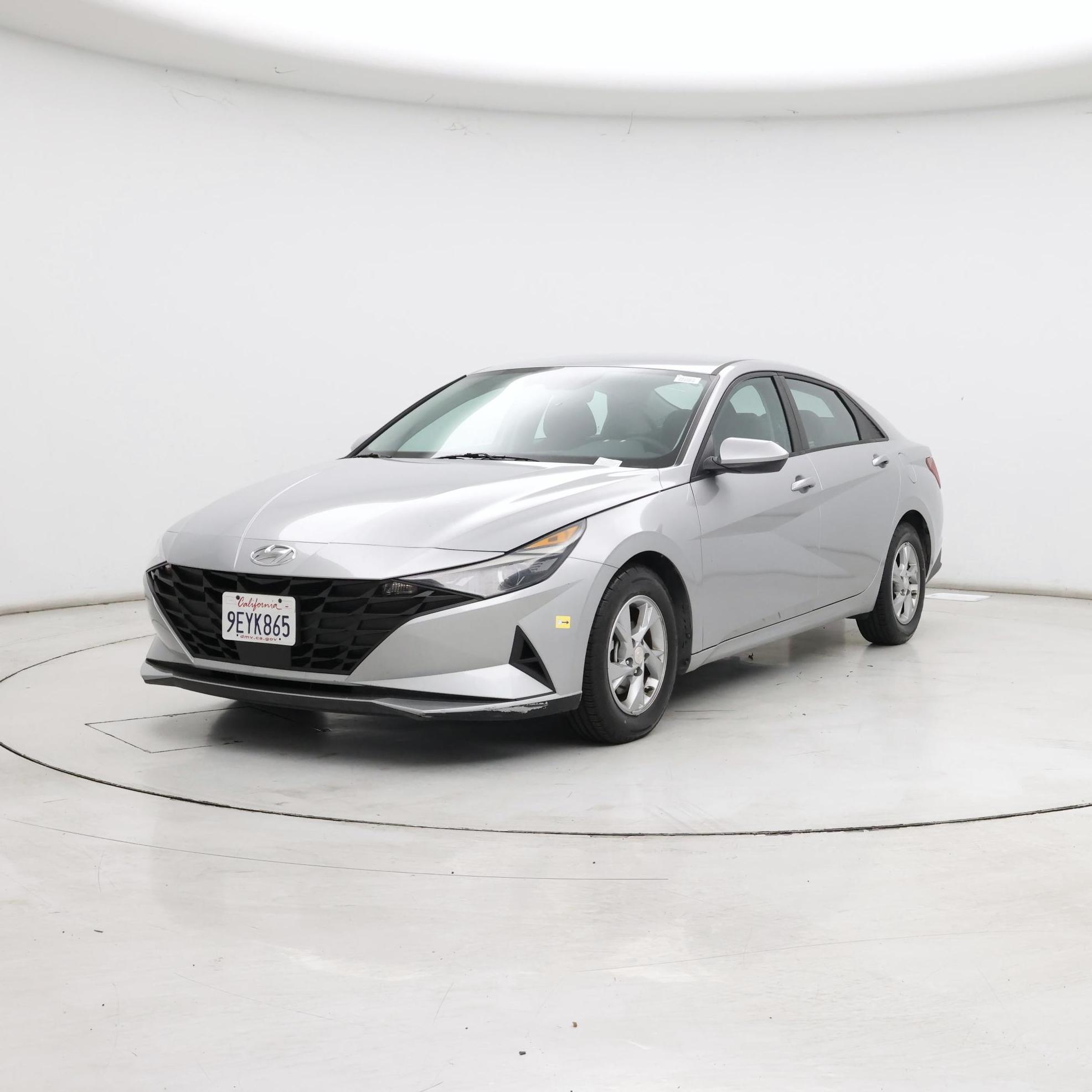 Thumbnail: 2021 Hyundai Elantra - 4