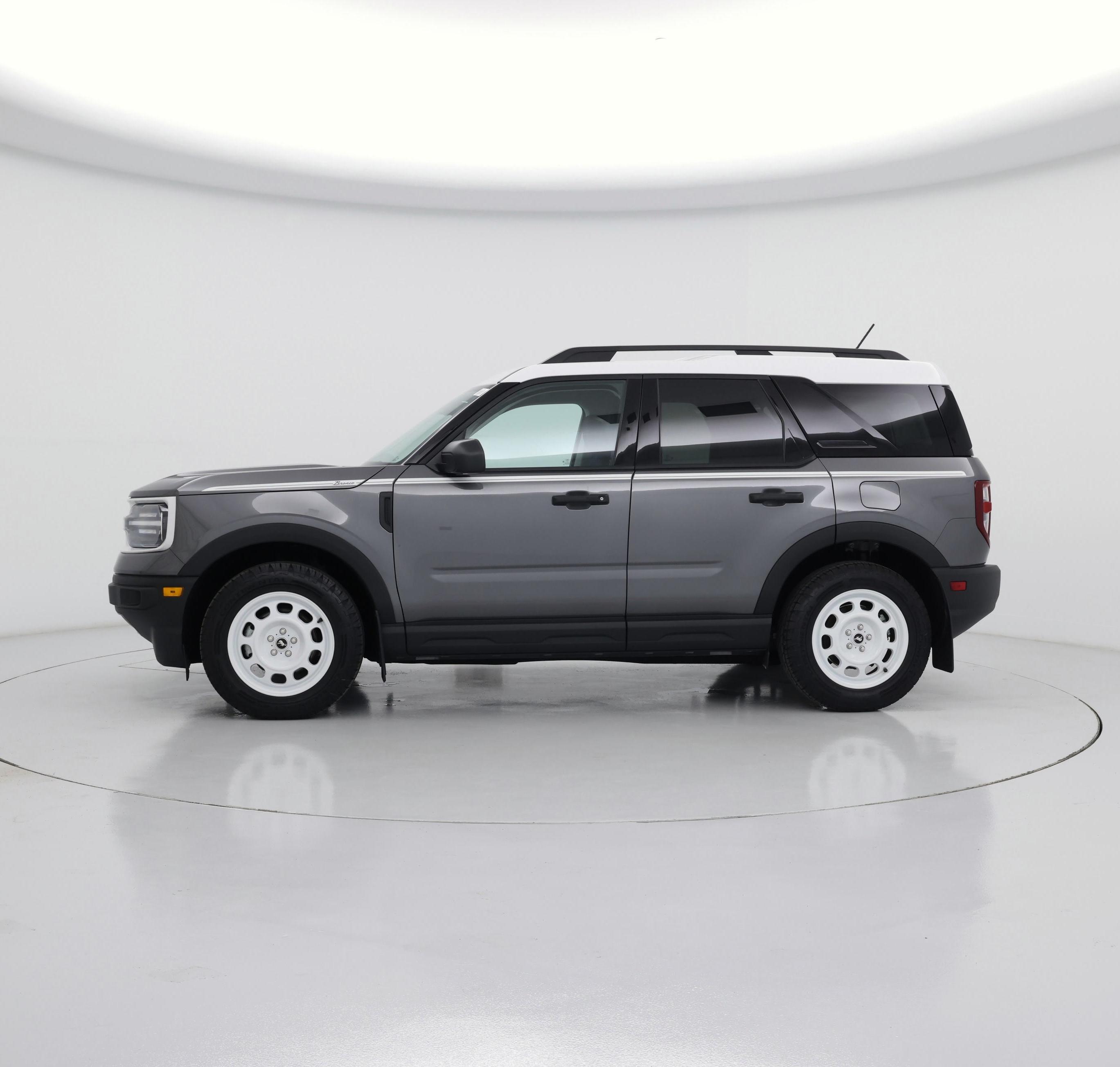 Thumbnail: 2023 Ford Bronco Sport - 3