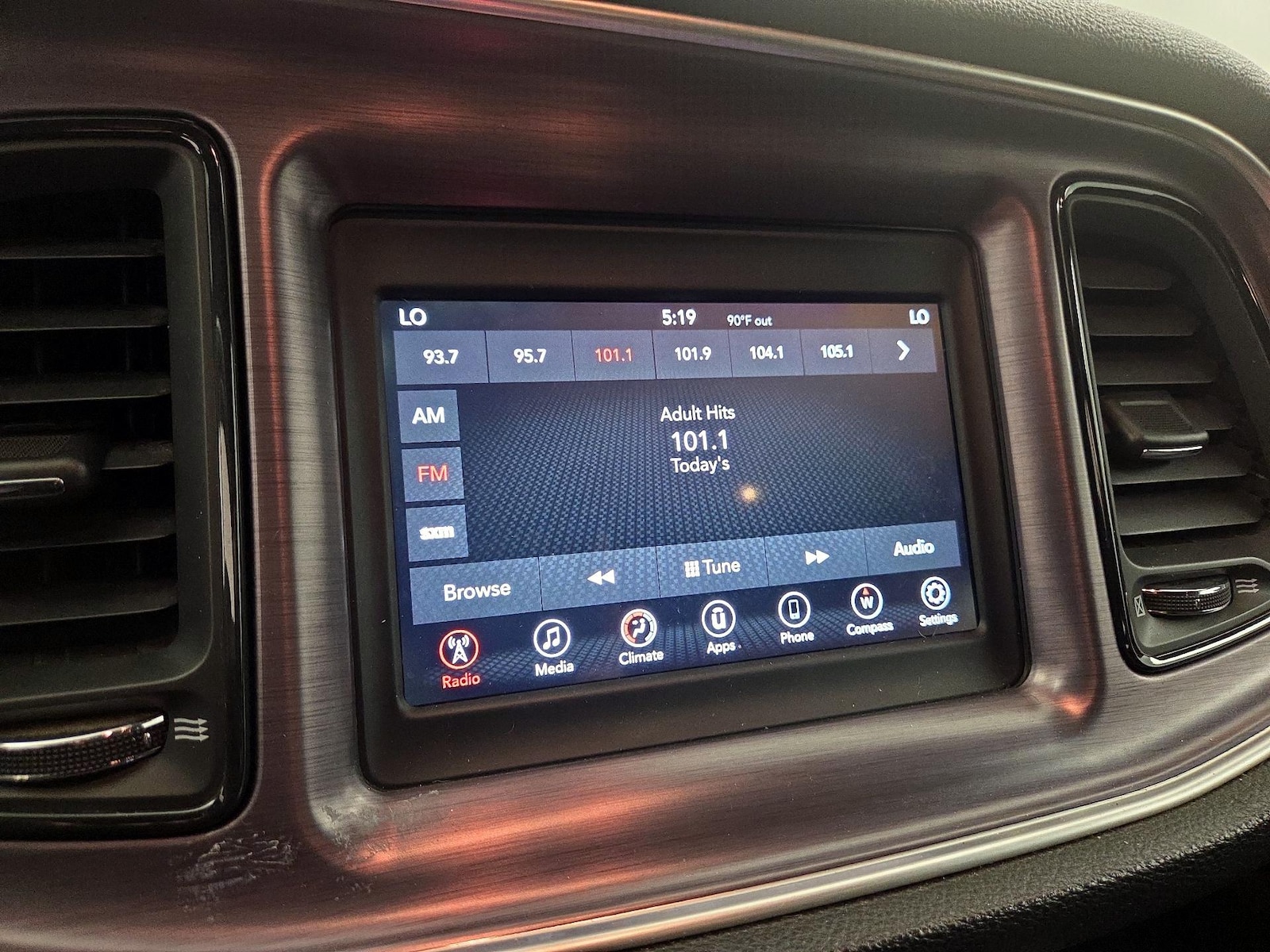 2018 Dodge Challenger SXT - Photo 16