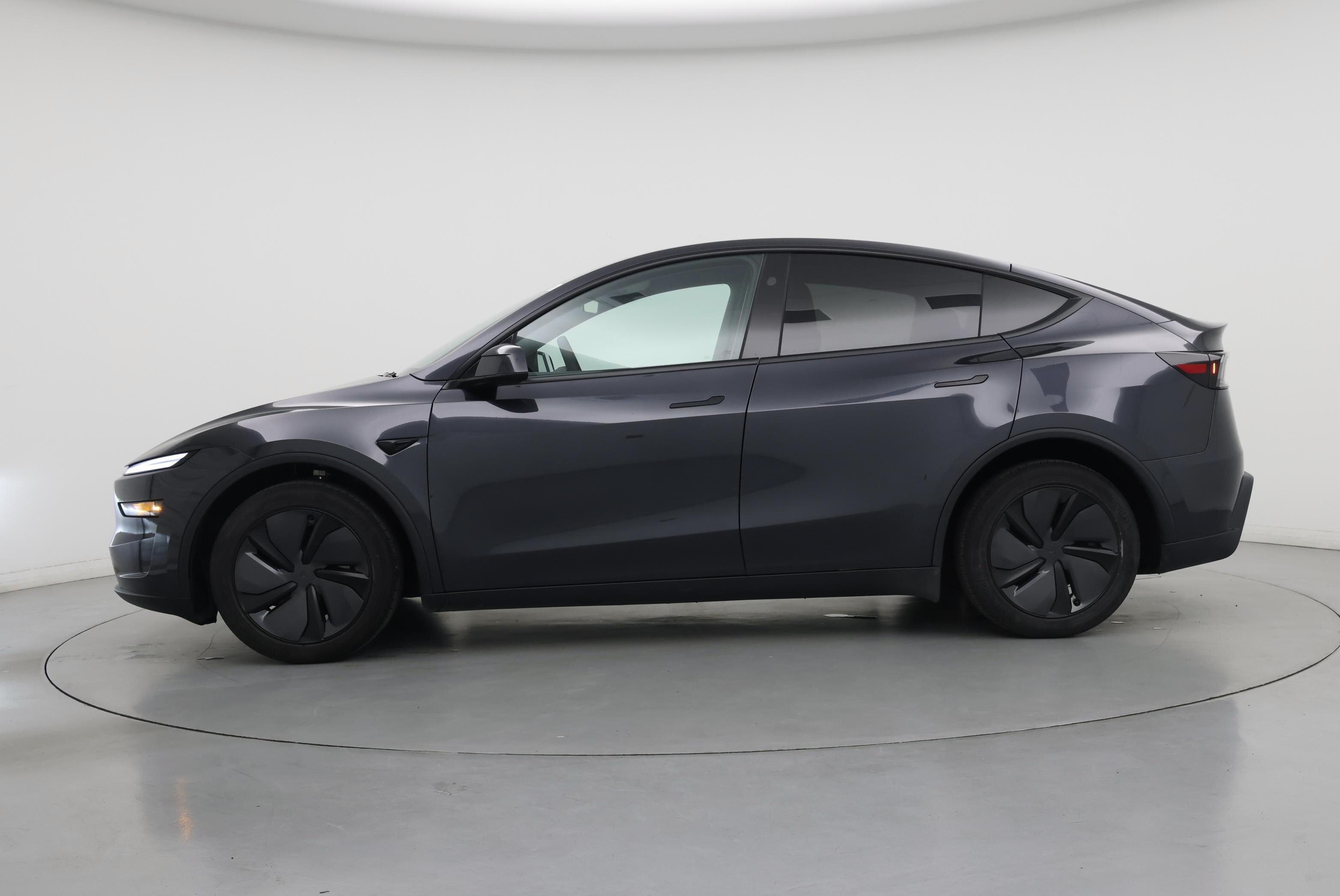 Thumbnail: 2026 Tesla Model Y - 3