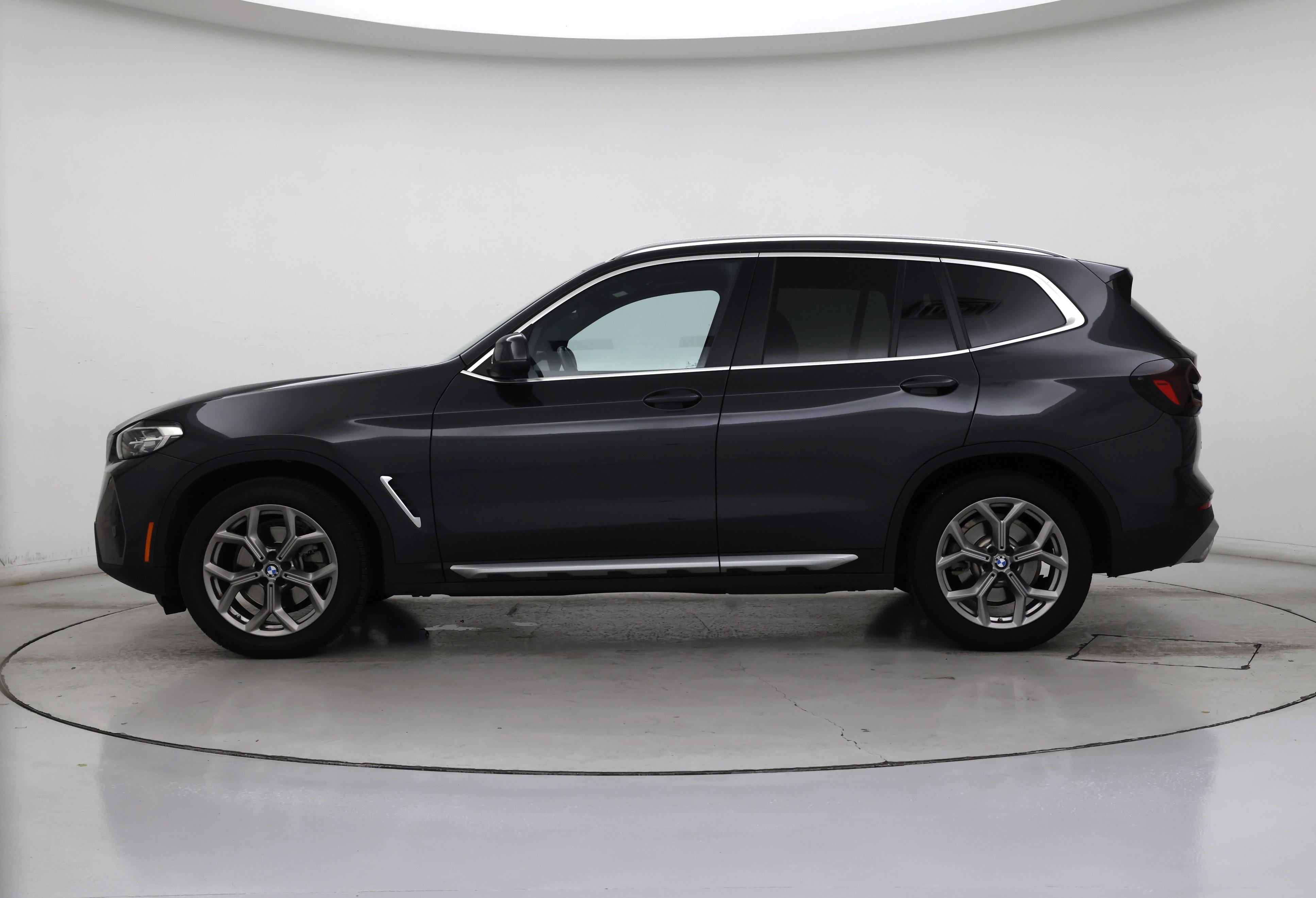 Thumbnail: 2022 BMW X3 - 3