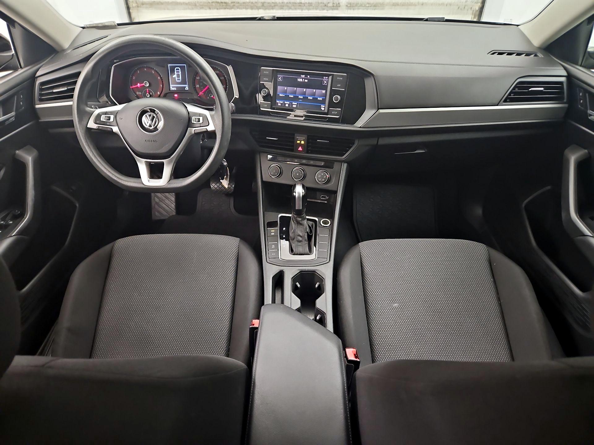 Thumbnail: 2019 Volkswagen Jetta - 9