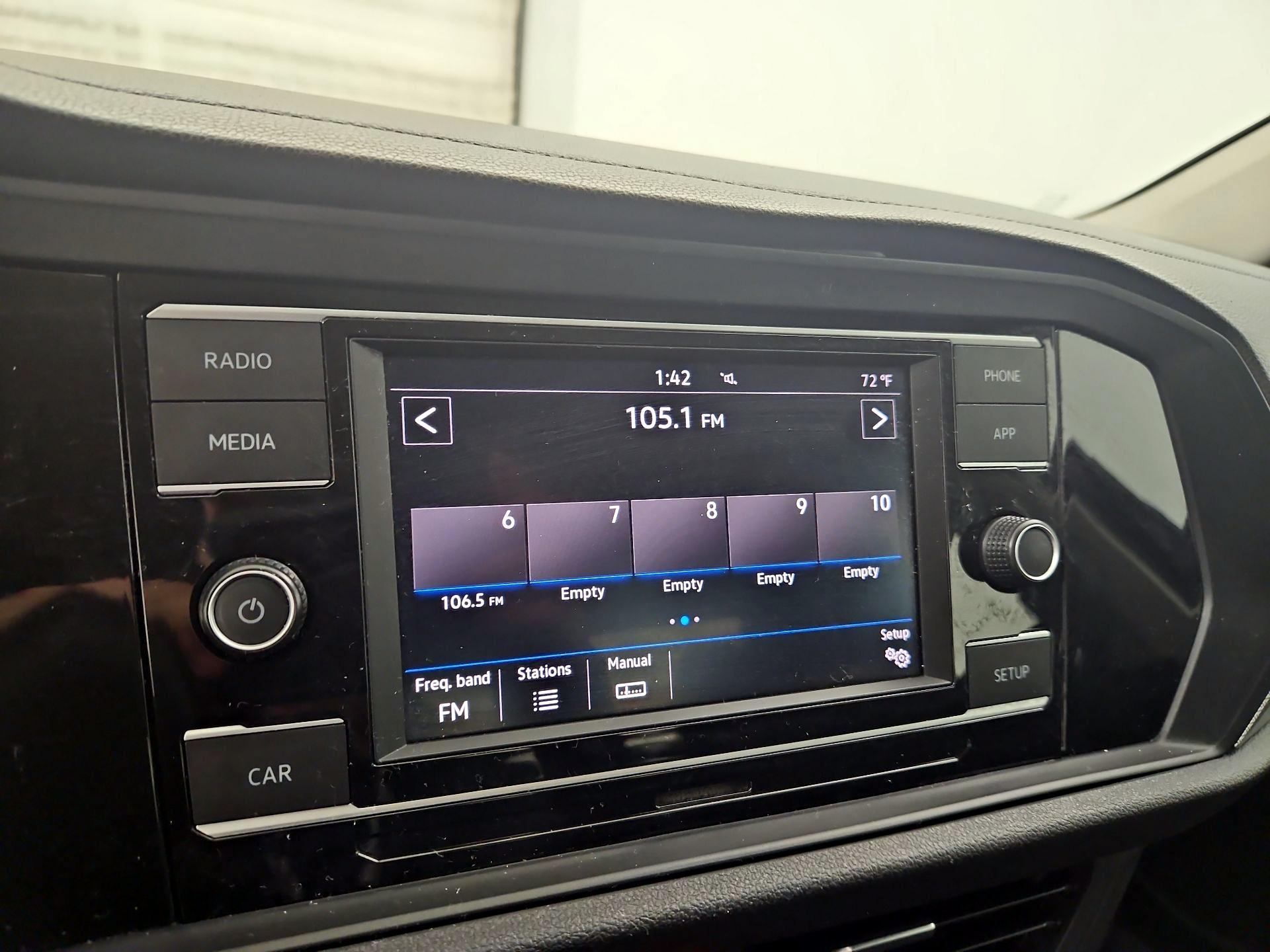 Thumbnail: 2019 Volkswagen Jetta - 15