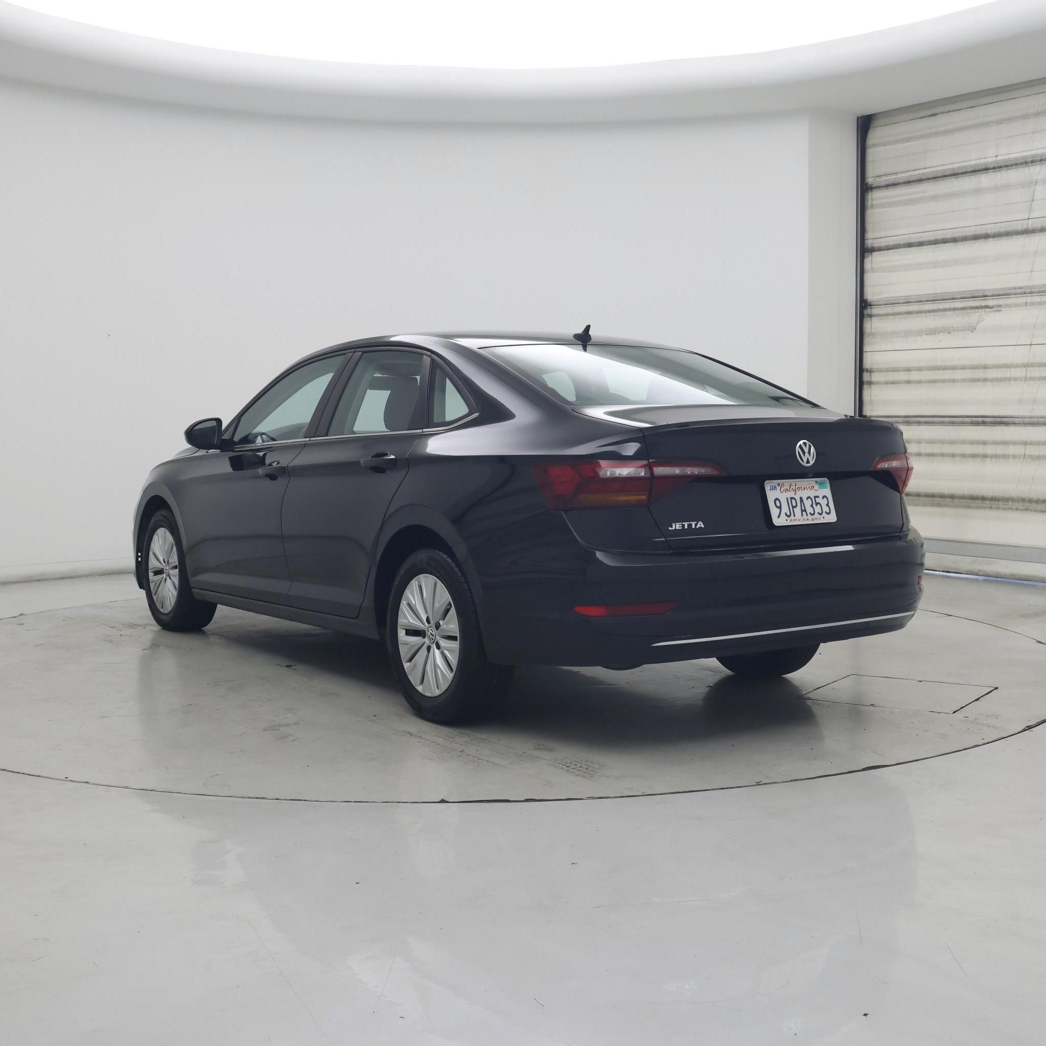 Thumbnail: 2019 Volkswagen Jetta - 2