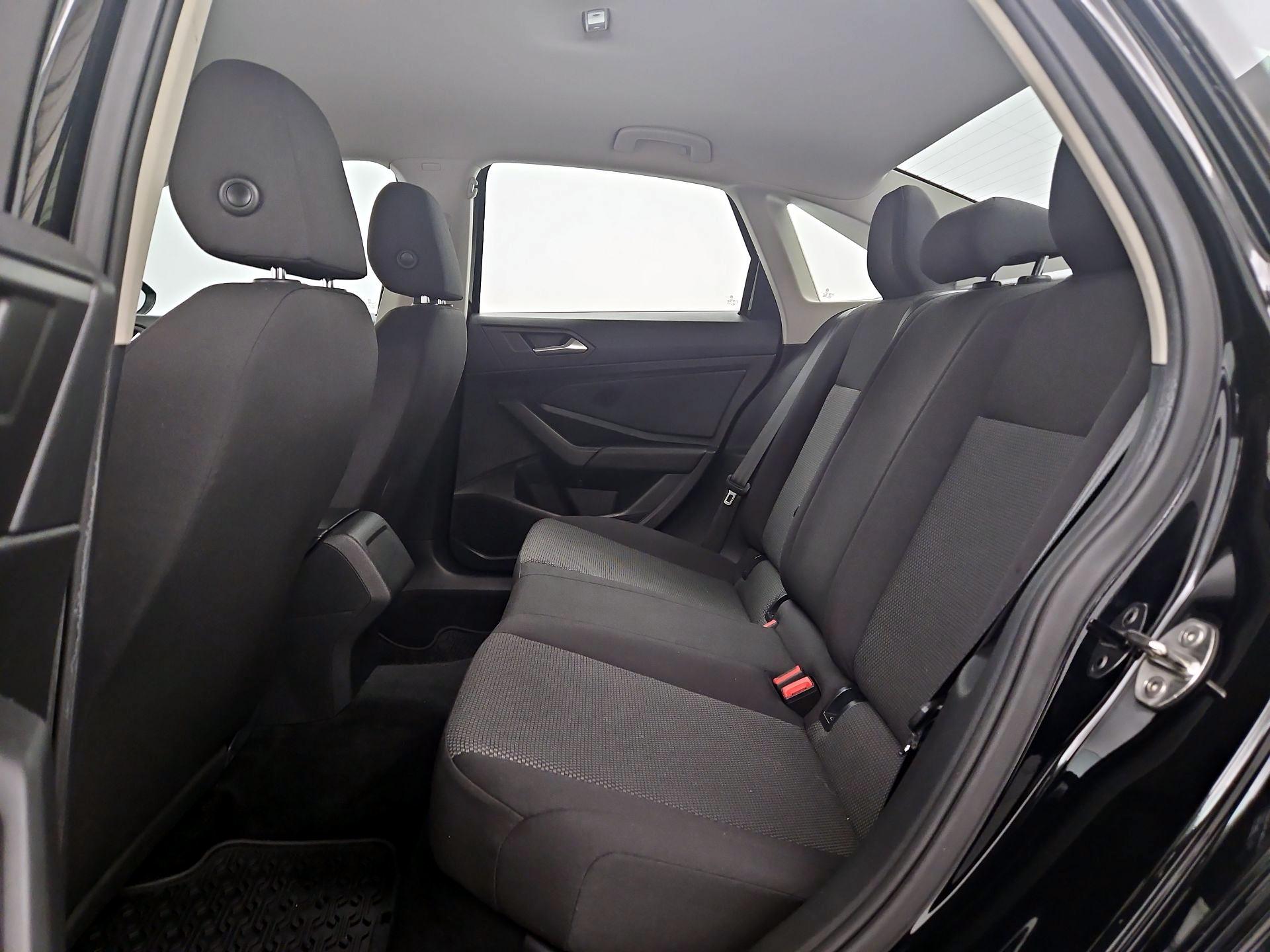 Thumbnail: 2019 Volkswagen Jetta - 19