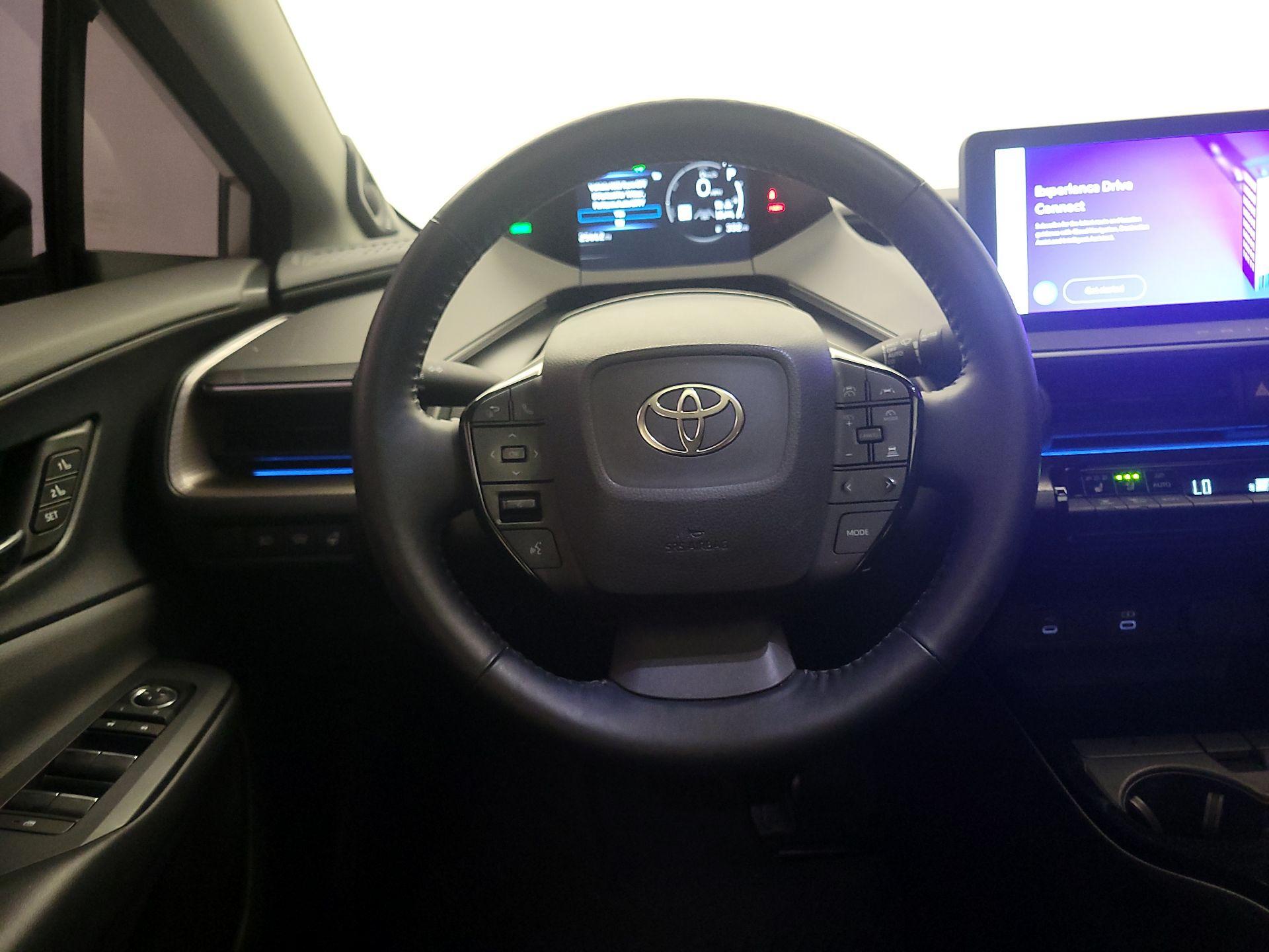 Thumbnail: 2023 Toyota Prius - 10