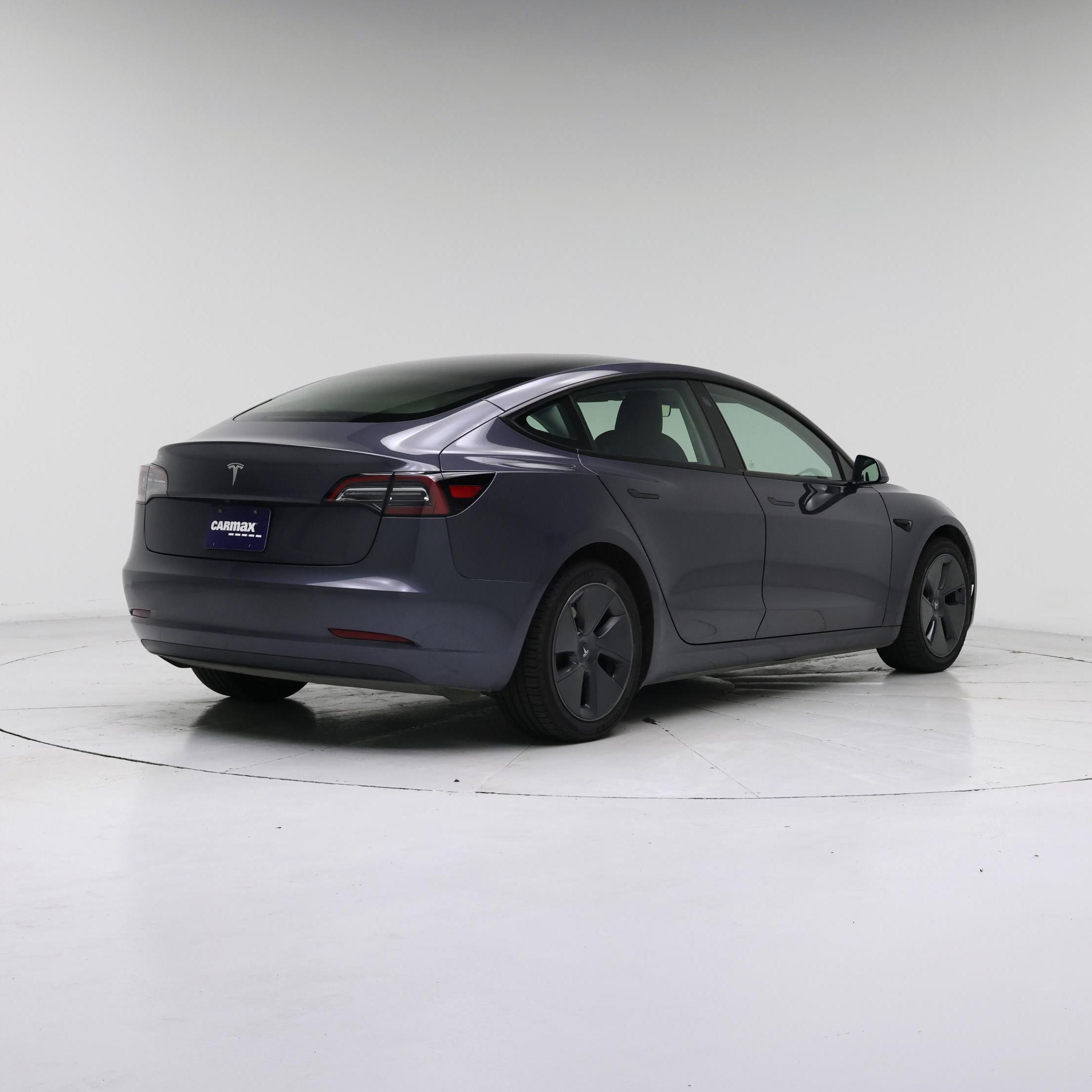 Thumbnail: 2023 Tesla Model 3 - 8