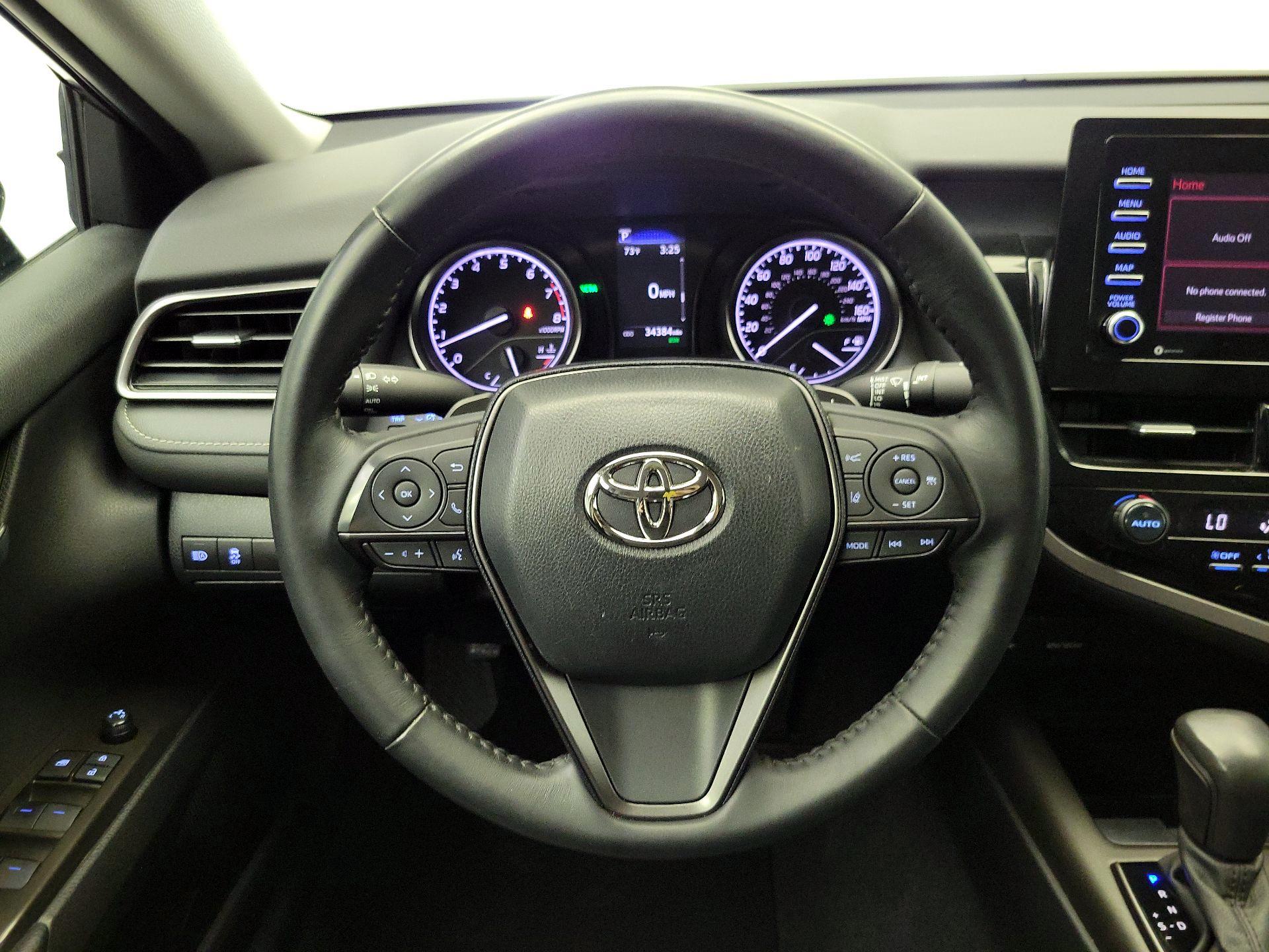 Thumbnail: 2021 Toyota Camry - 10