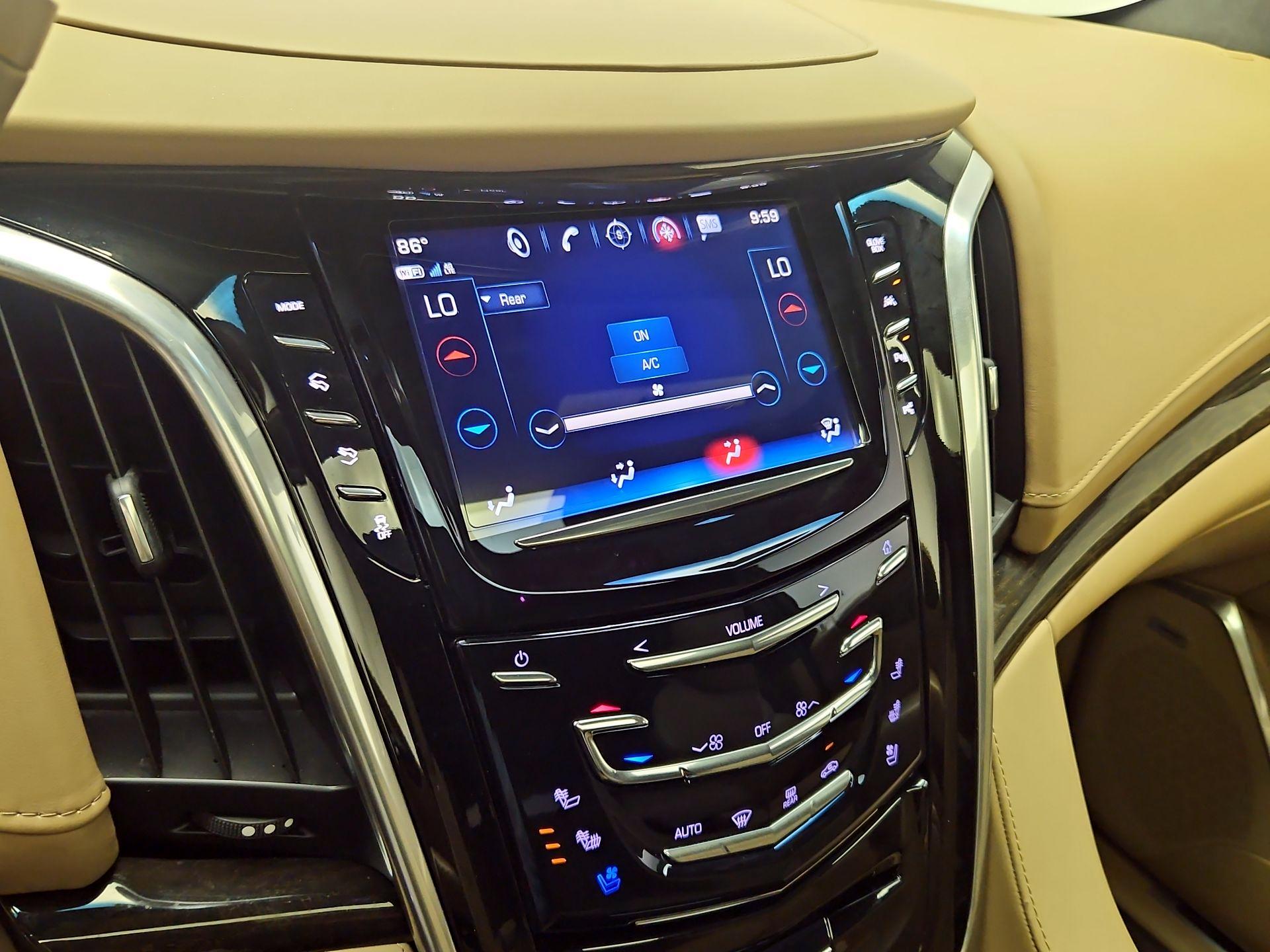 Thumbnail: 2020 Cadillac Escalade - 17