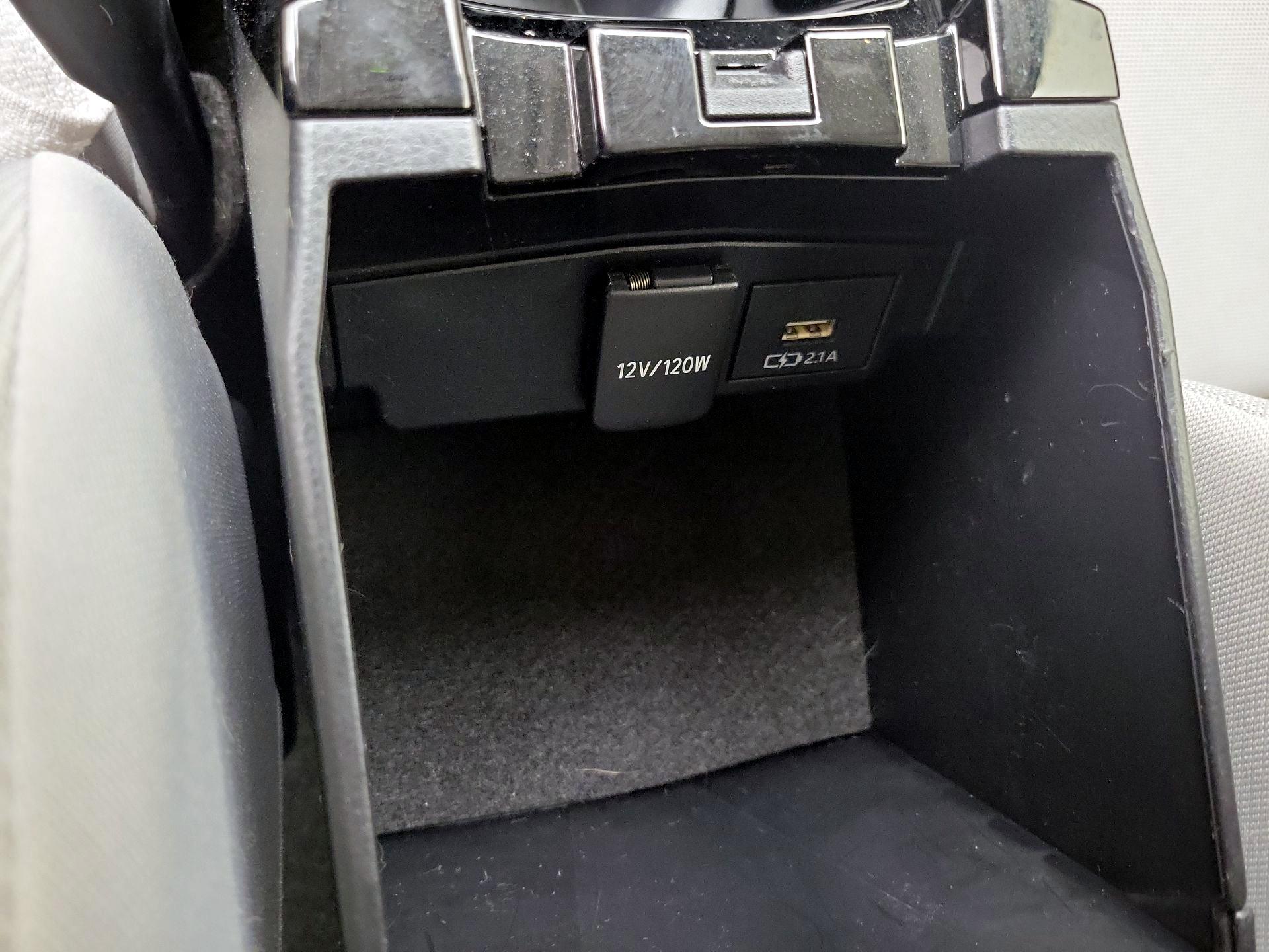 Thumbnail: 2021 Toyota Corolla - 18