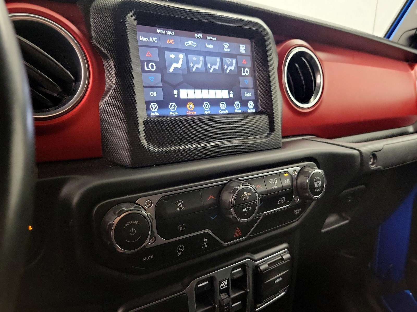 2021 Jeep Gladiator Rubicon - Photo 17