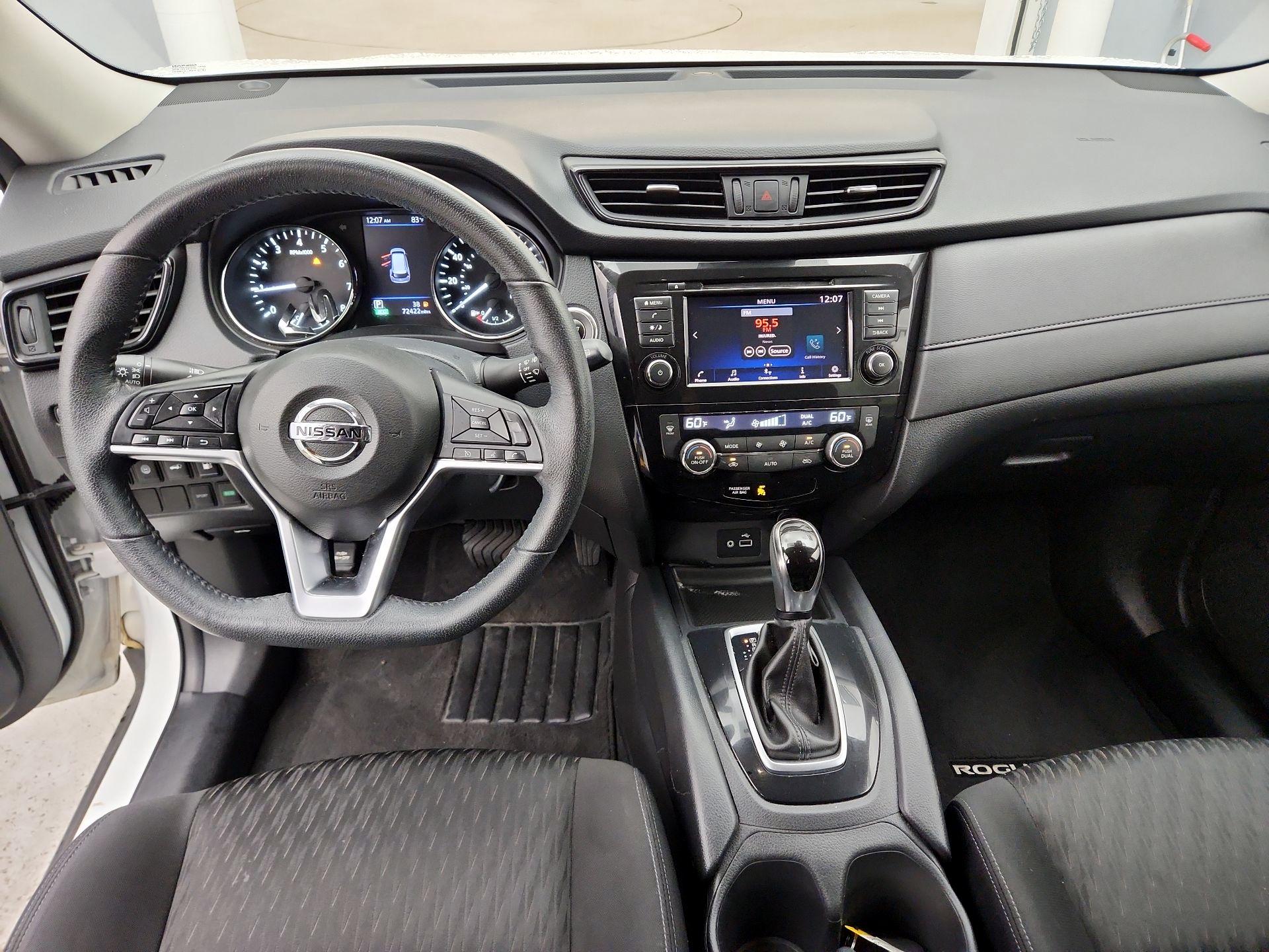 Thumbnail: 2020 Nissan Rogue - 9