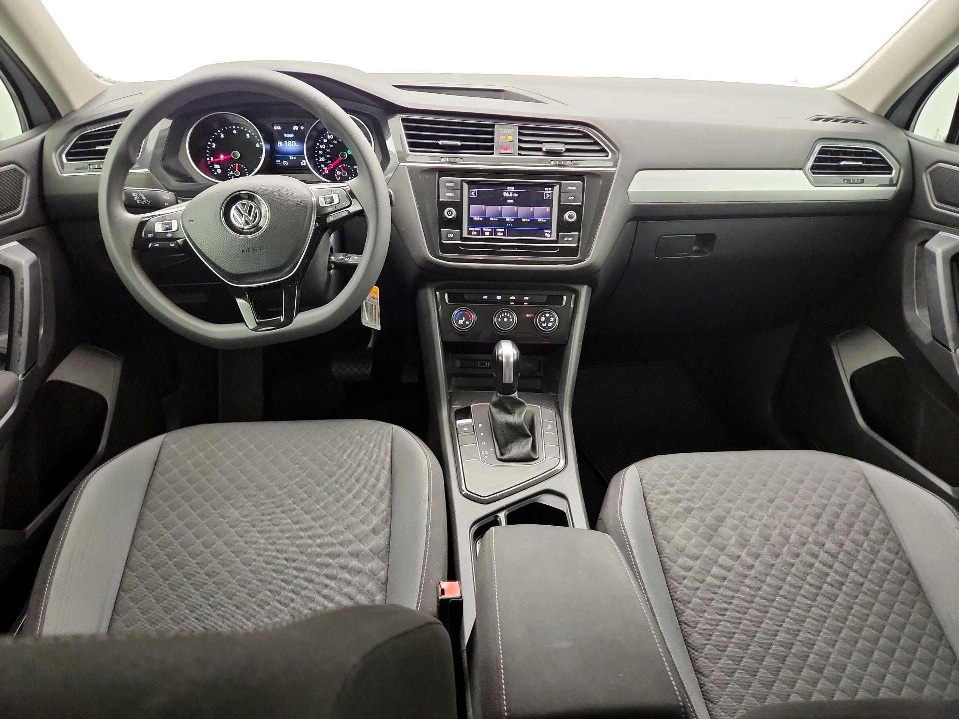 Thumbnail: 2019 Volkswagen Tiguan - 9