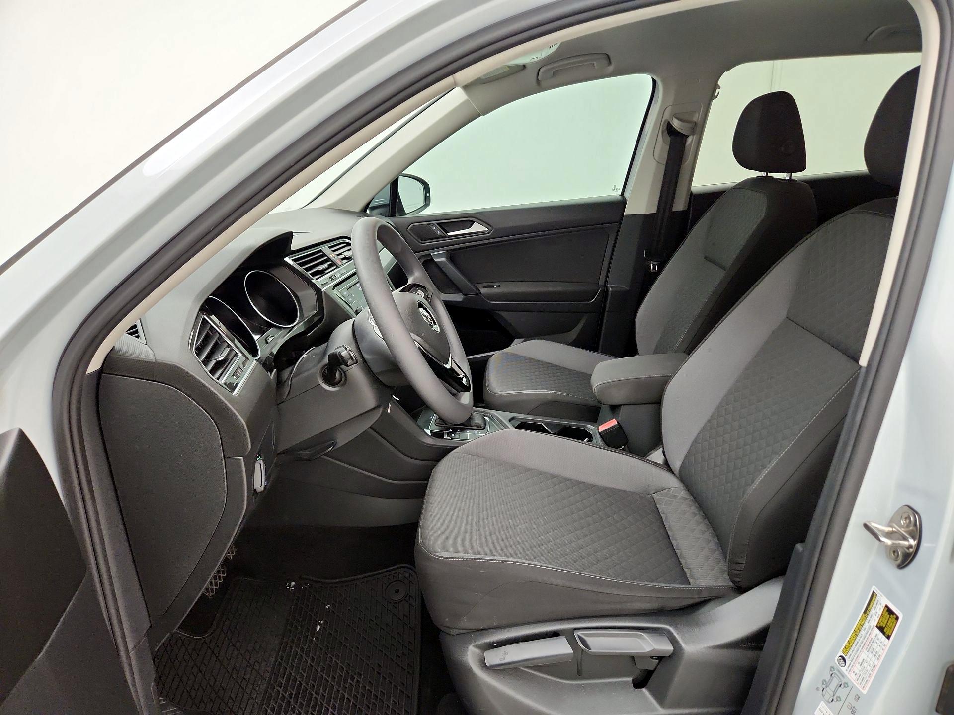 Thumbnail: 2019 Volkswagen Tiguan - 11