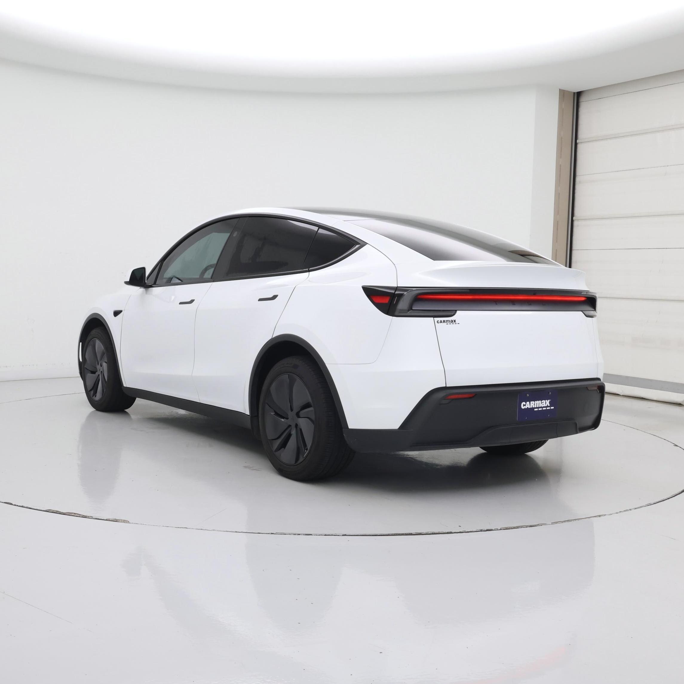 Thumbnail: 2026 Tesla Model Y - 2
