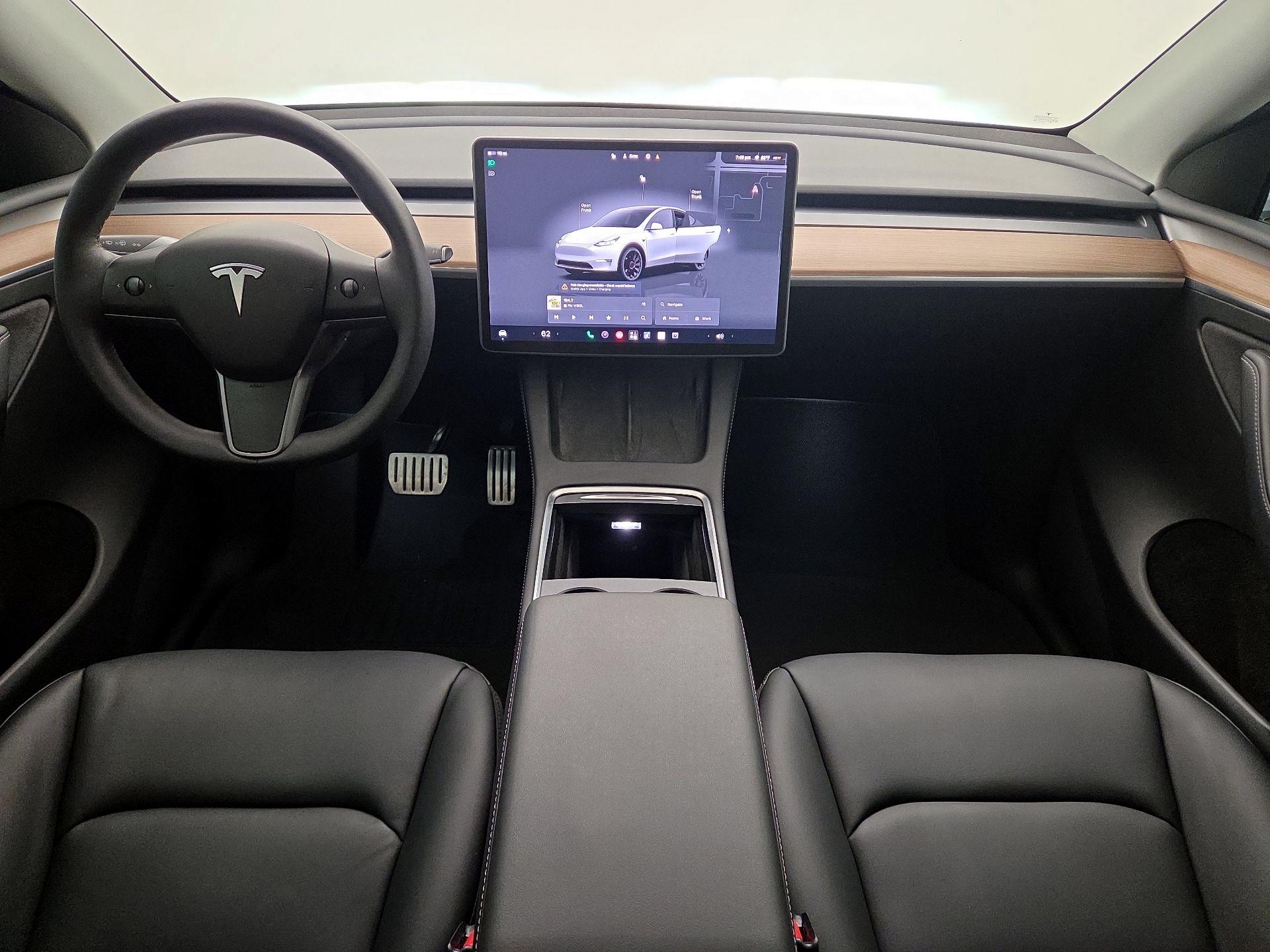 Thumbnail: 2022 Tesla Model Y - 9