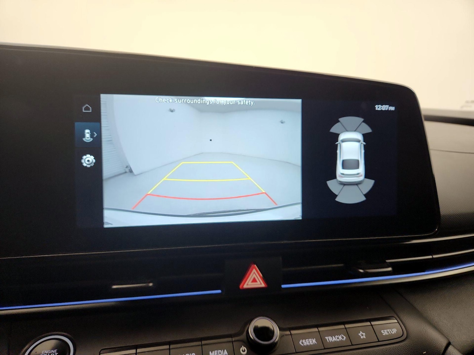 2025 Hyundai Elantra N - Photo 15