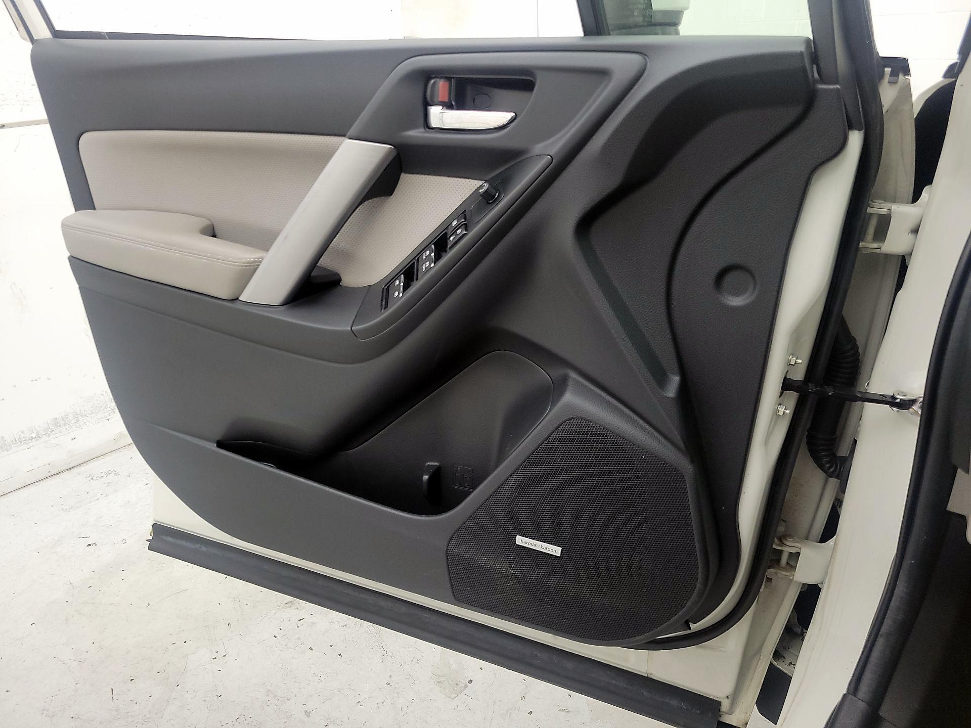 Thumbnail: 2017 Subaru Forester - 12