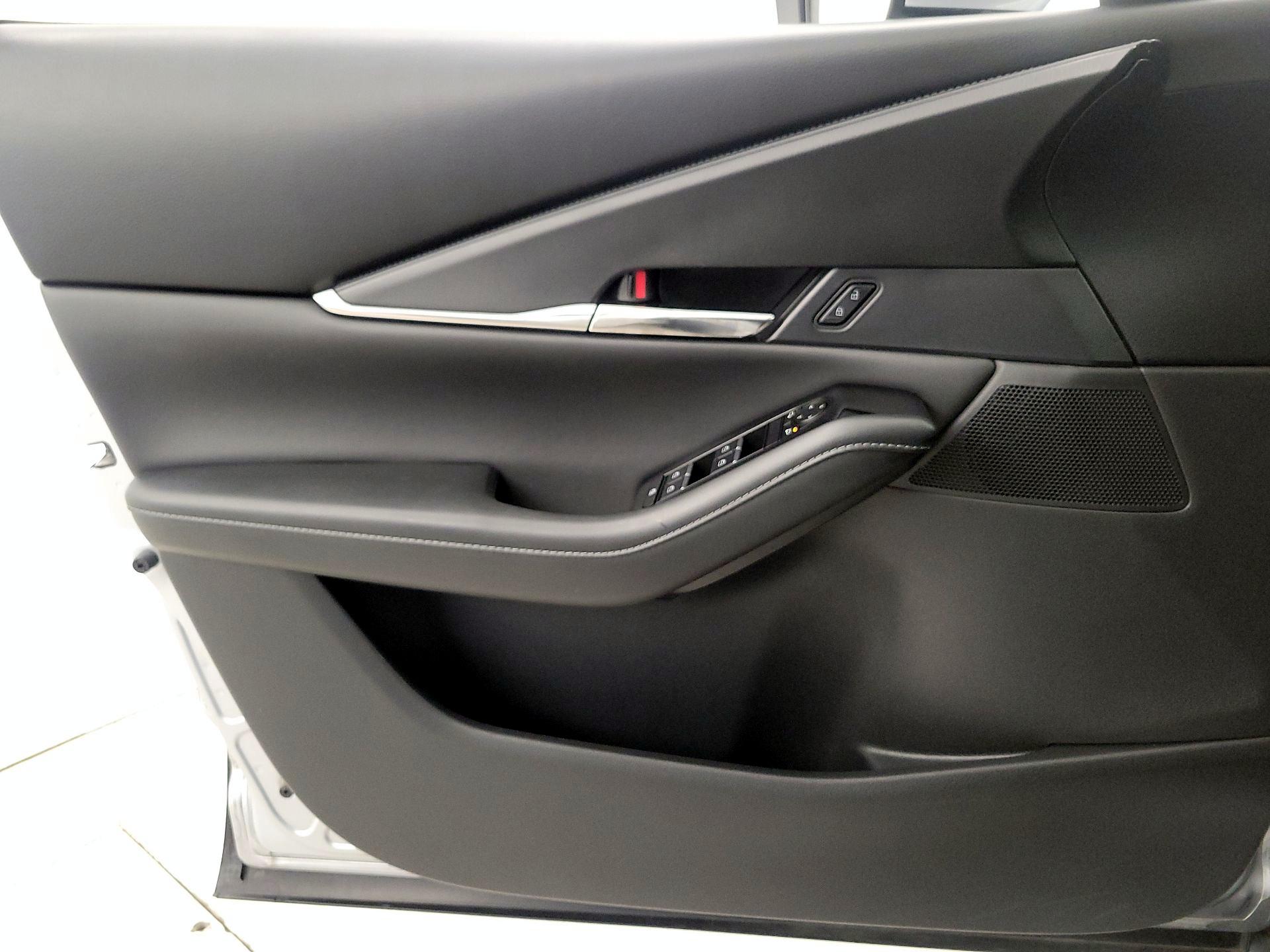 Thumbnail: 2021 Mazda CX-30 - 12