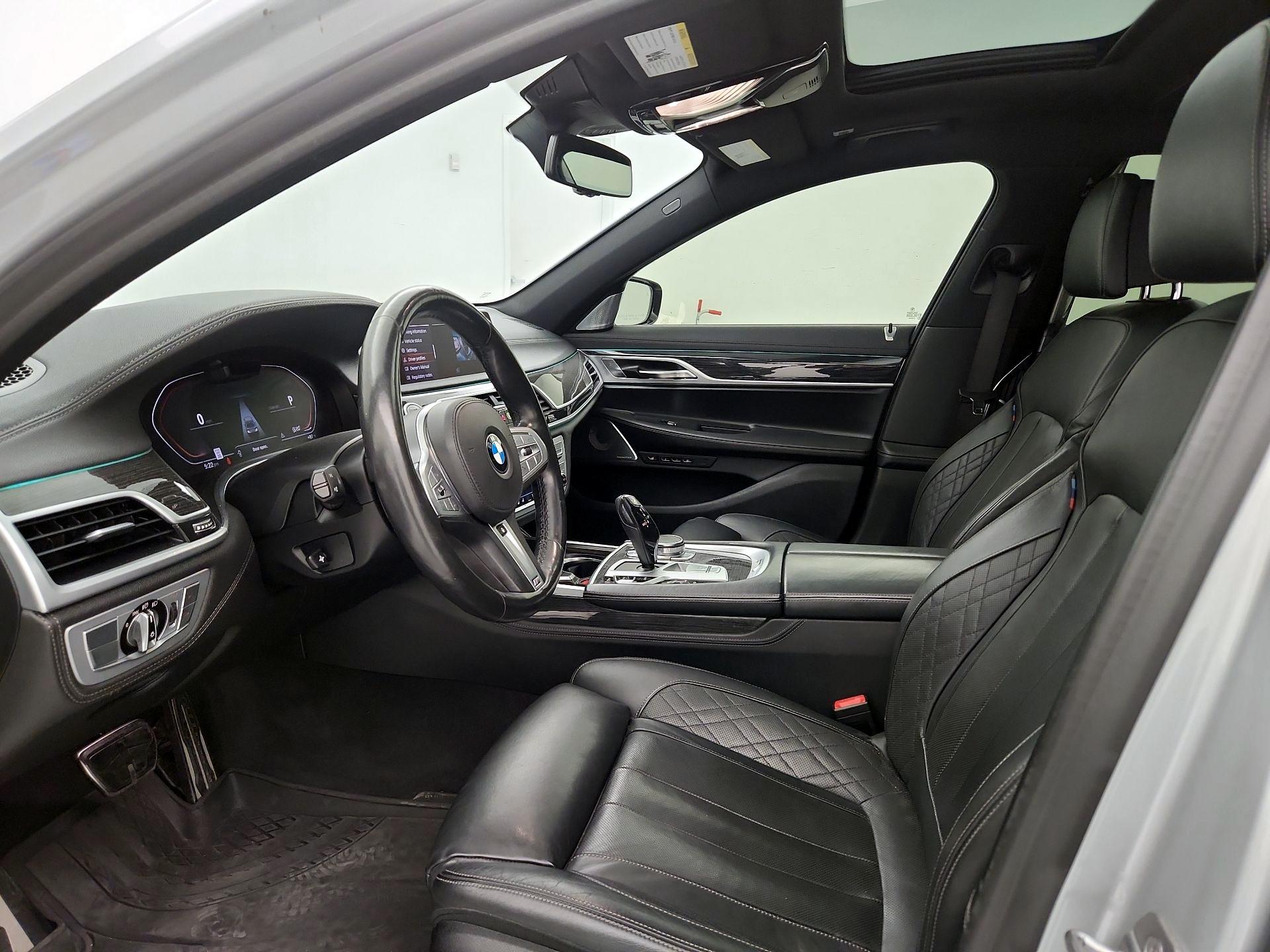 Thumbnail: 2020 BMW 7 Series - 11