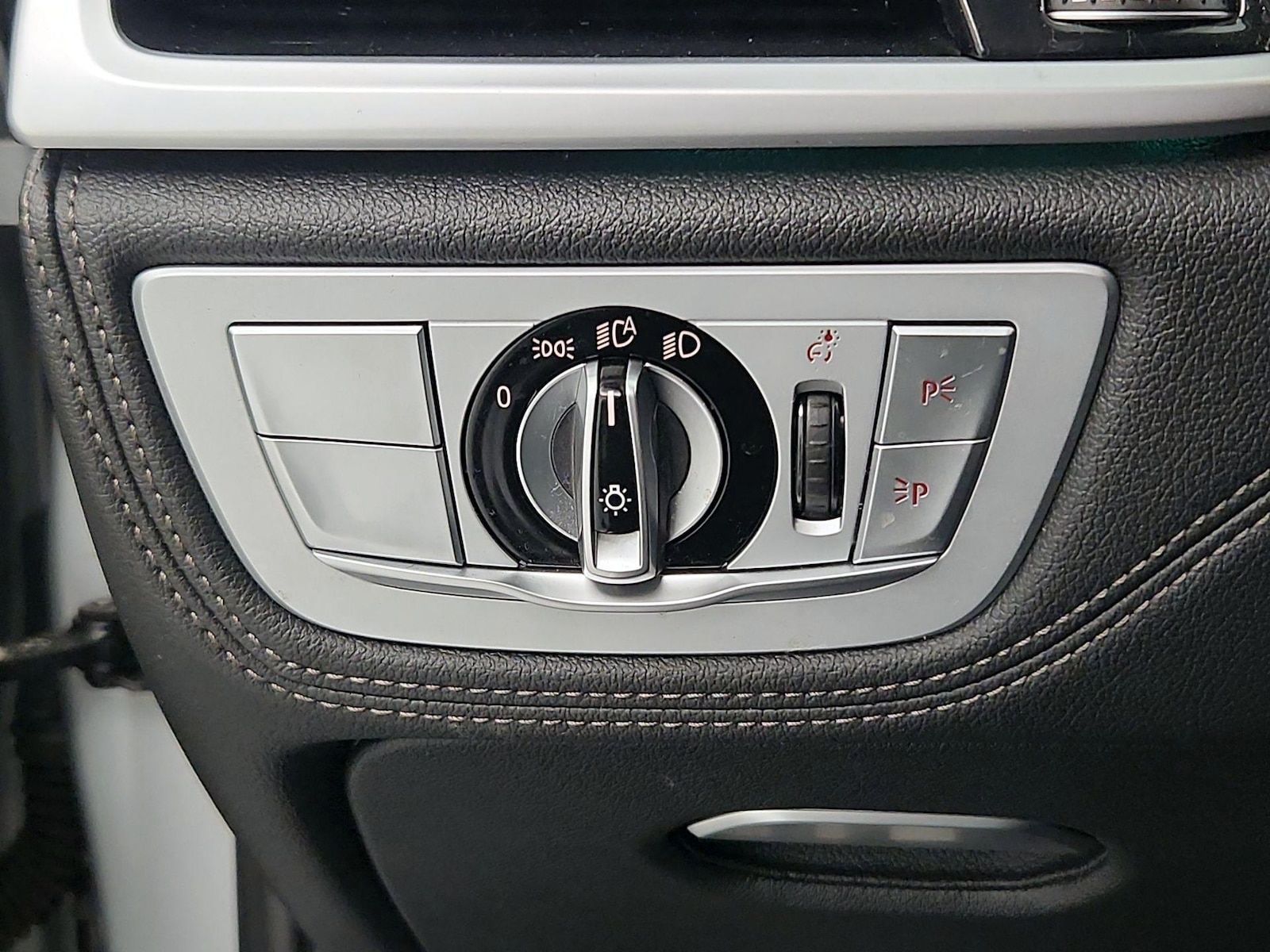 2020 BMW 7 Series 740i - Photo 14