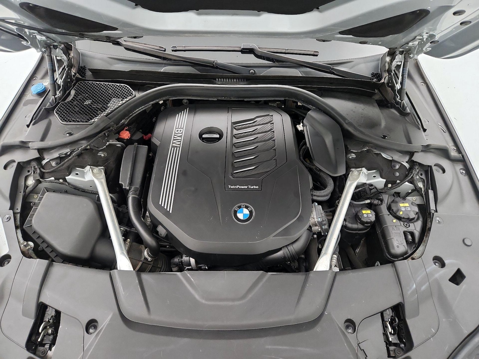 2020 BMW 7 Series 740i - Photo 24
