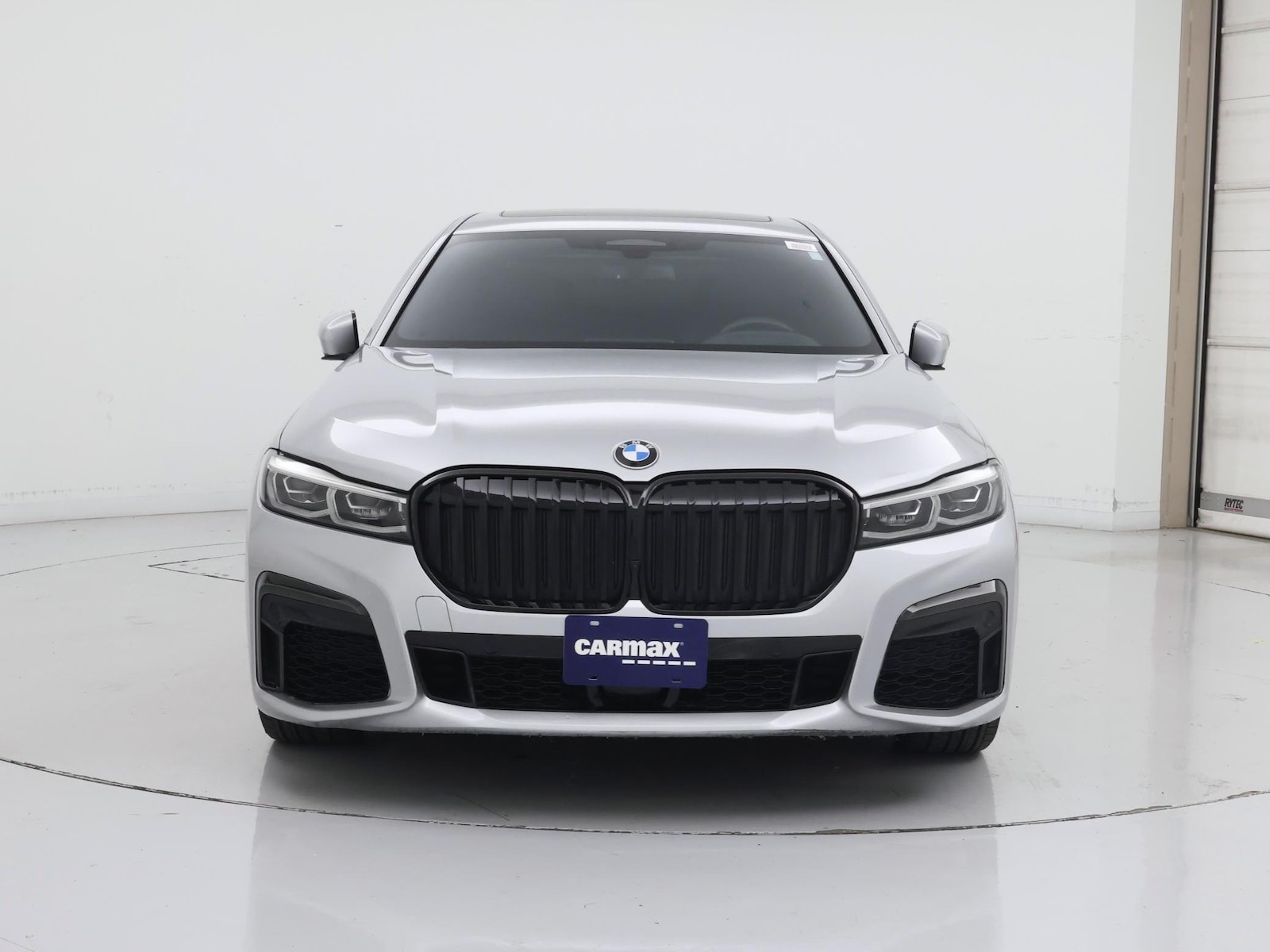 2020 BMW 7 Series 740i - Photo 6