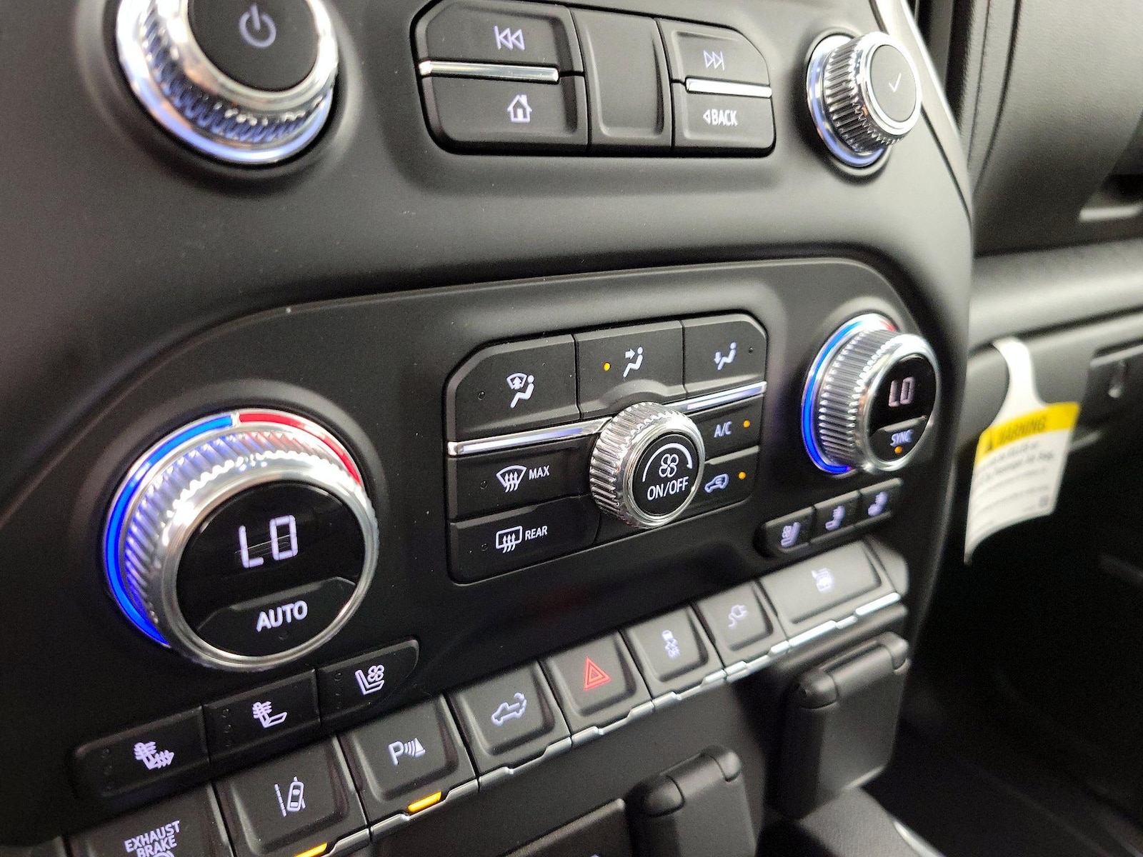 2022 GMC Sierra 3500 Denali HD Denali - Photo 17
