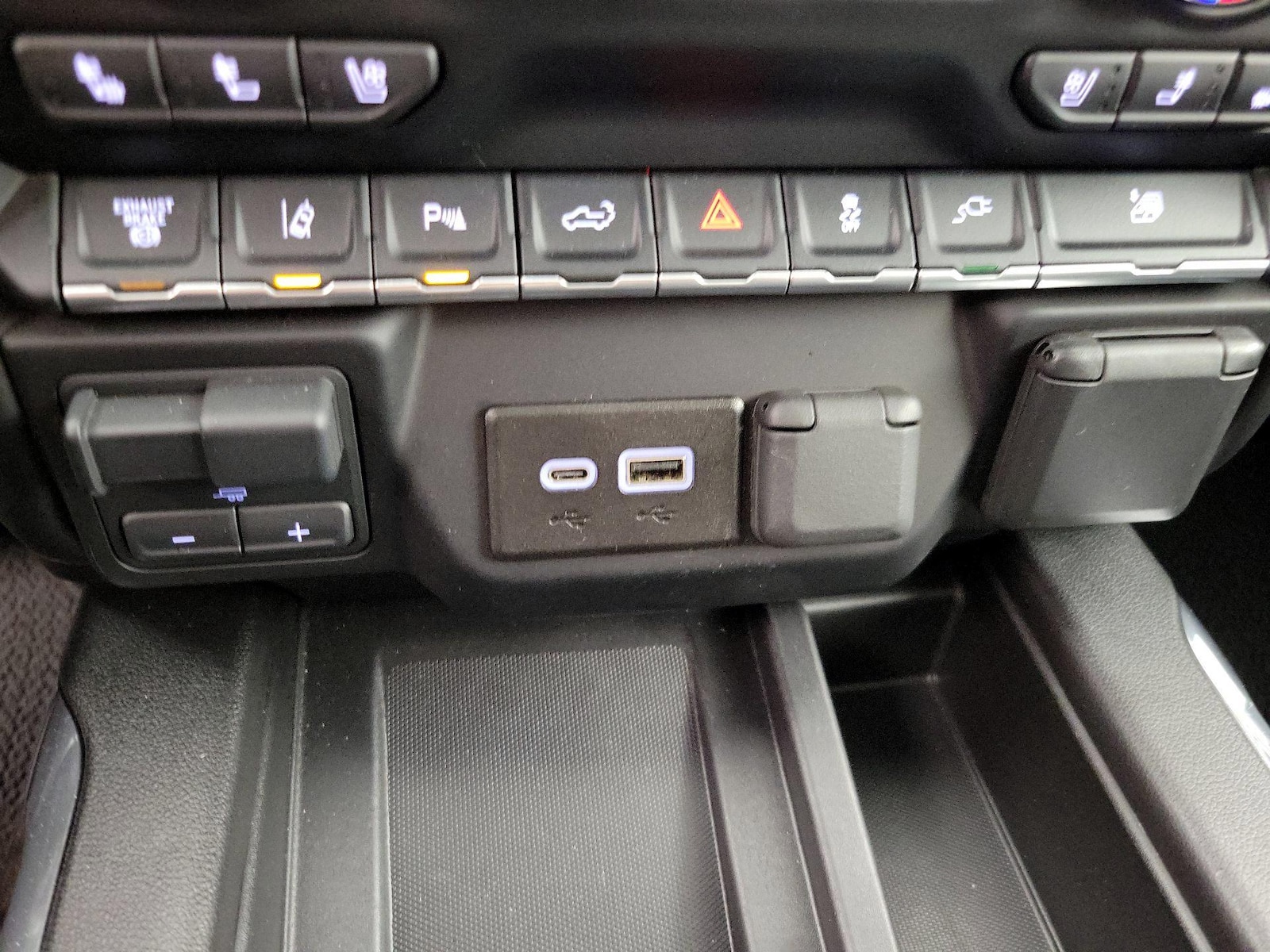 2022 GMC Sierra 3500 Denali HD Denali - Photo 19