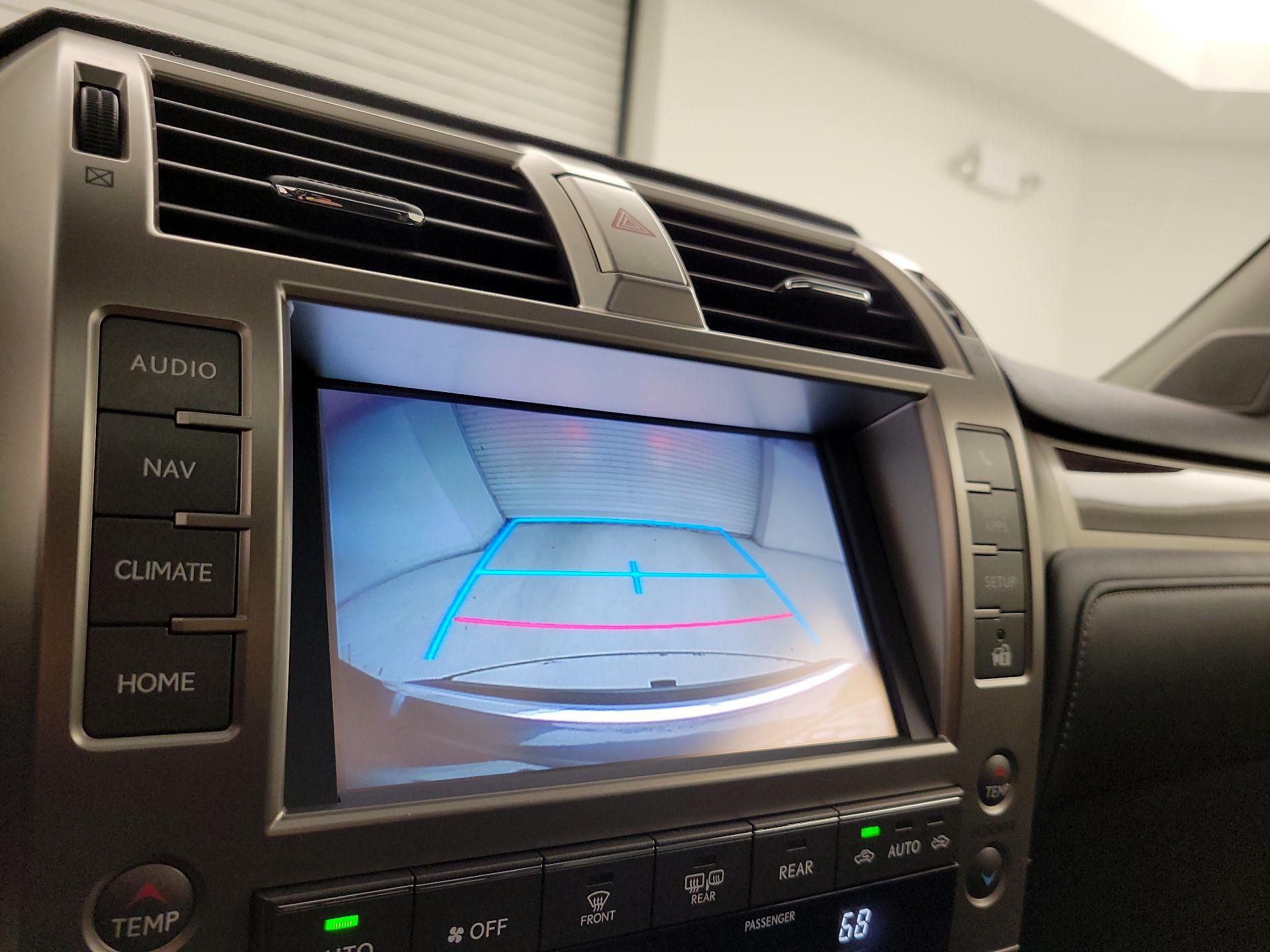 Thumbnail: 2015 Lexus GX - 15