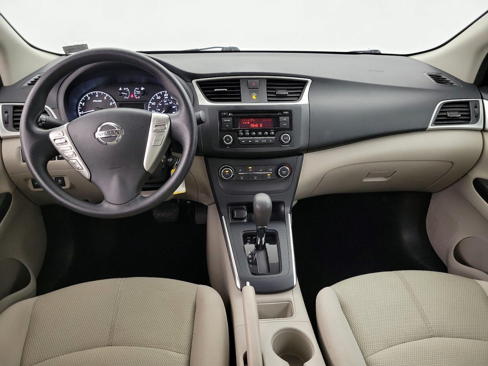 2016 Nissan Sentra S - Photo 10
