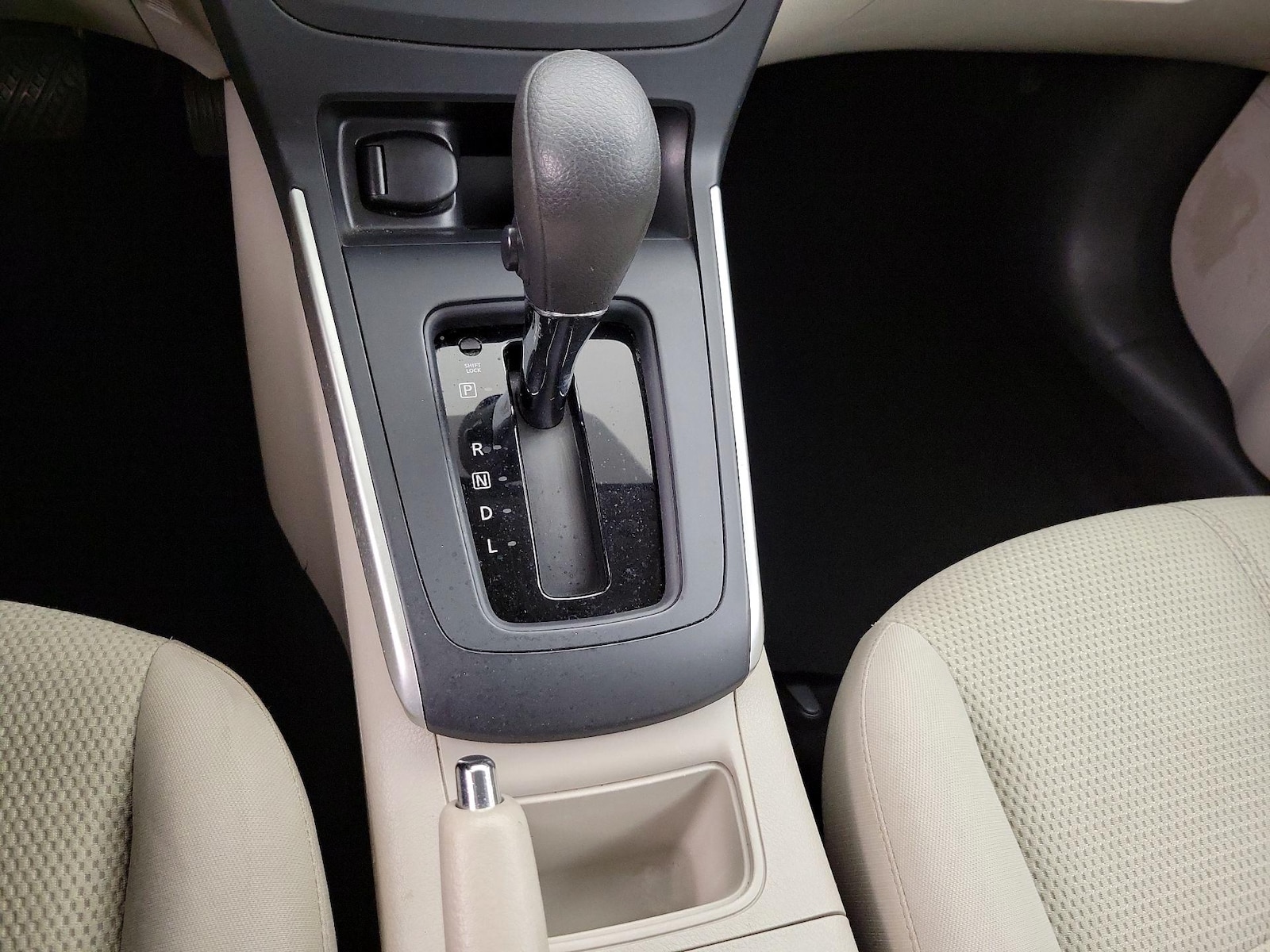 2016 Nissan Sentra S - Photo 17