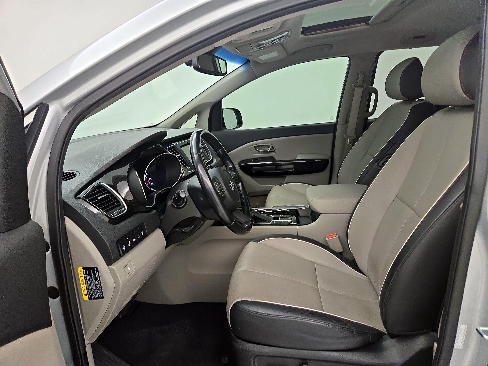 Thumbnail: 2020 Kia Sedona - 11