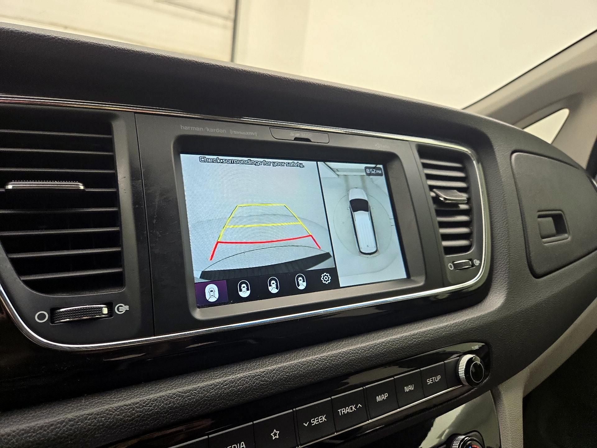Thumbnail: 2020 Kia Sedona - 15