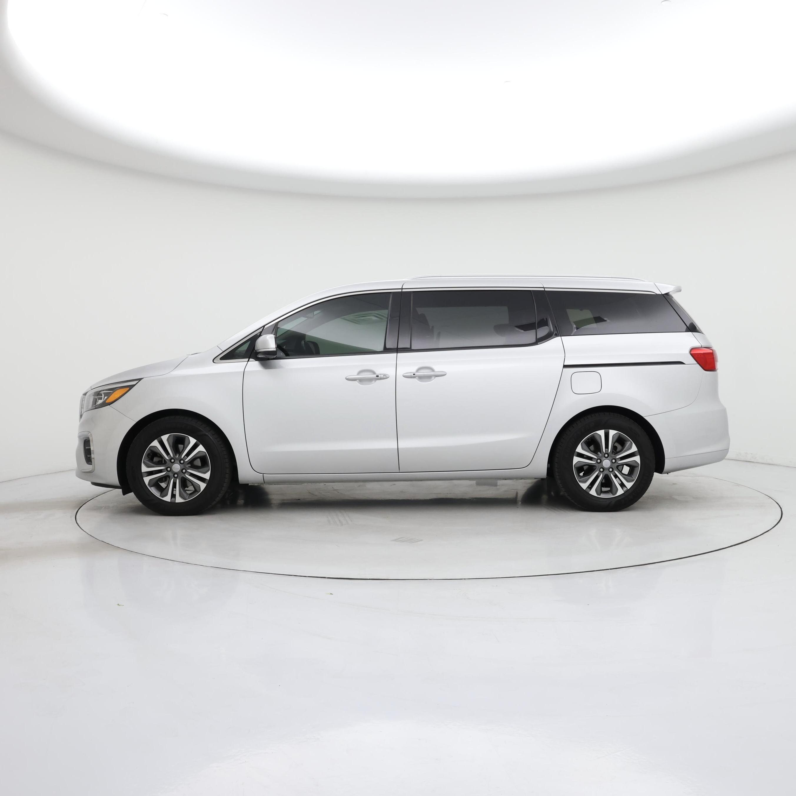 Thumbnail: 2020 Kia Sedona - 3