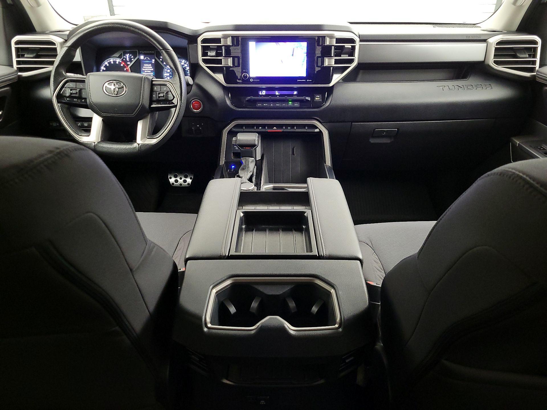 Thumbnail: 2024 Toyota Tundra - 9